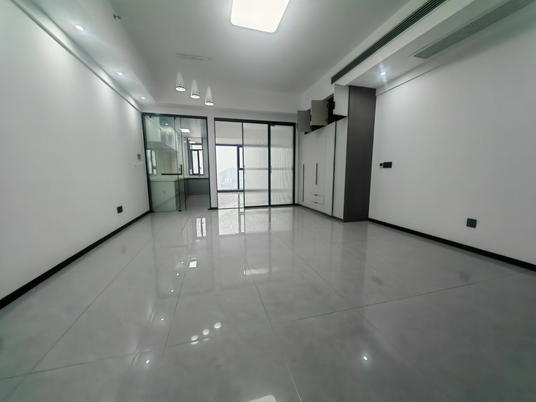 宝基广场 2室1厅1卫 1700.00元/月 宝基广场 2室1厅1卫 1700.00元/月室内图