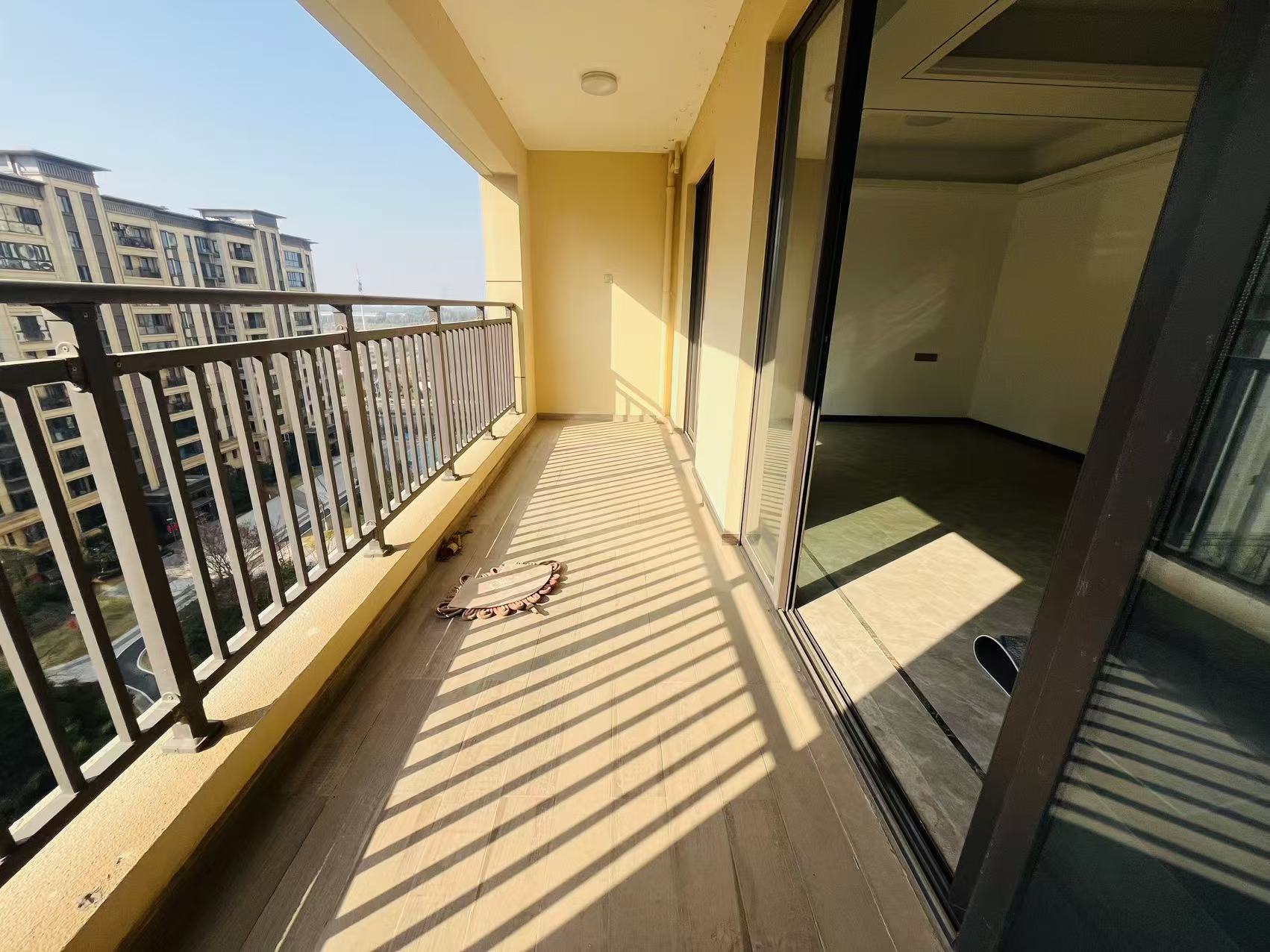 城际空间站 4室2厅2卫 85.8万 城际空间站 4室2厅2卫 85.8万室内图