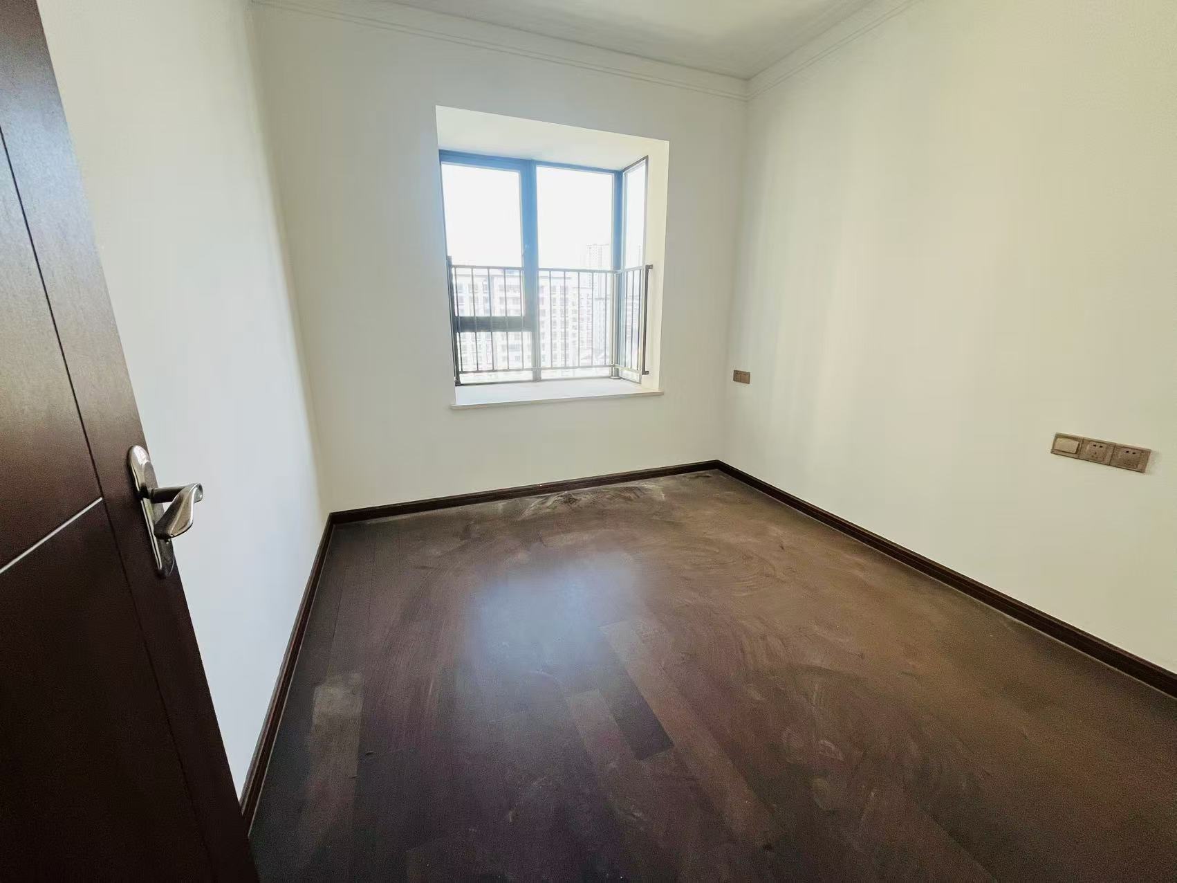 城际空间站 4室2厅2卫 85.8万 城际空间站 4室2厅2卫 85.8万室内图