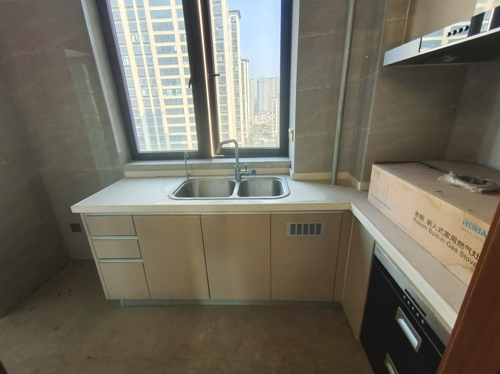 城际空间站 4室2厅2卫 66.3万 城际空间站 4室2厅2卫 66.3万室内图