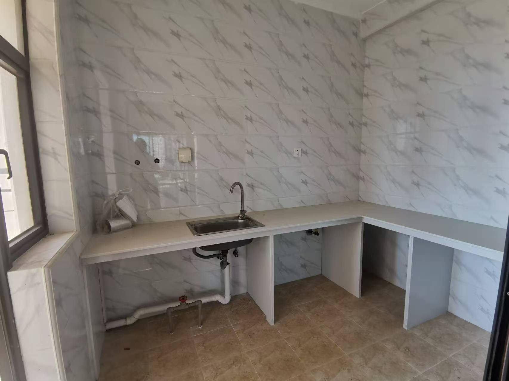 新琼雅苑 3室2厅2卫 136.0万 新琼雅苑 3室2厅2卫 136.0万室内图