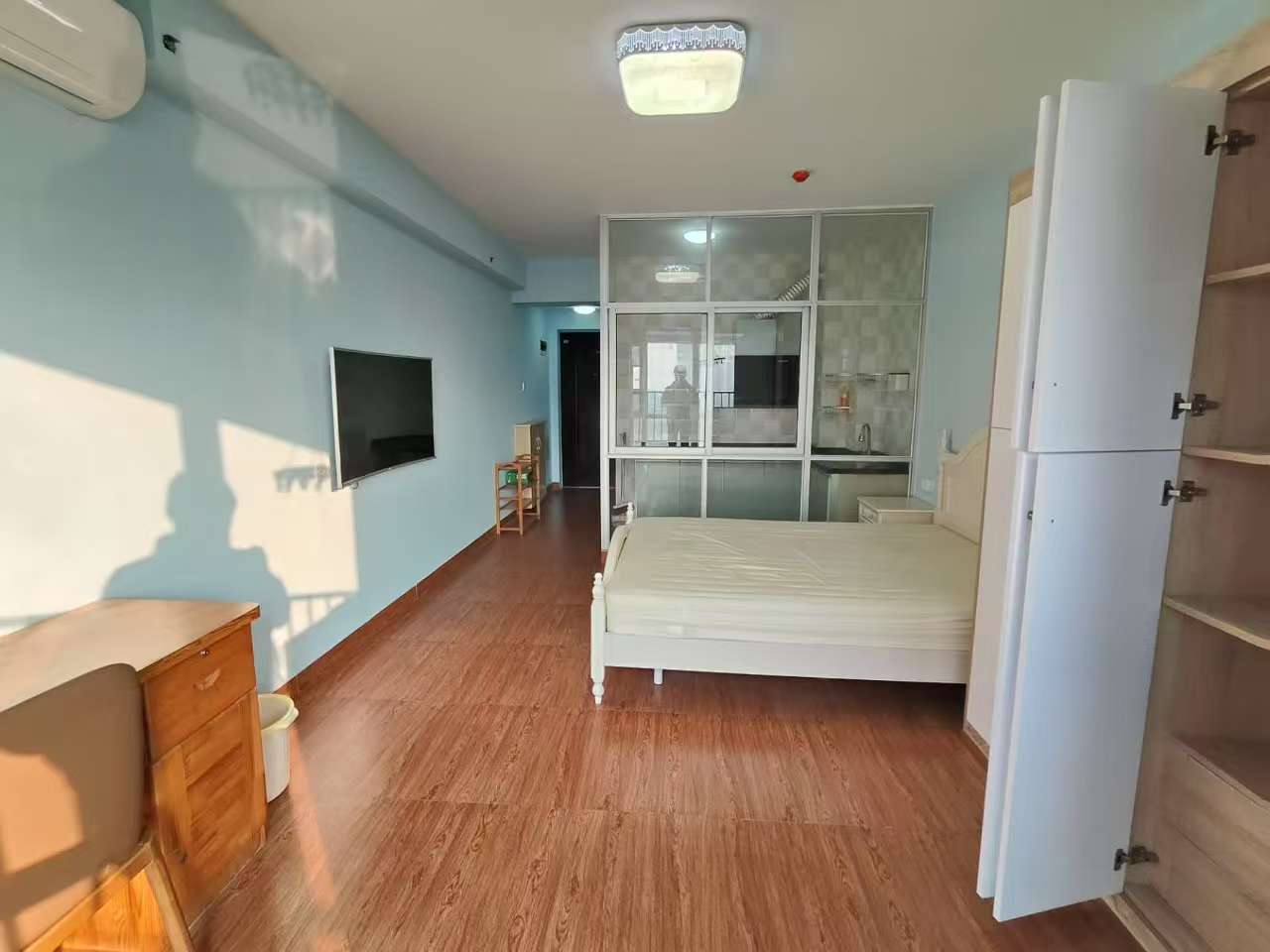 美的城二期 3室2厅2卫 2100.0元/月 美的城二期 3室2厅2卫 2100.0元/月室内图