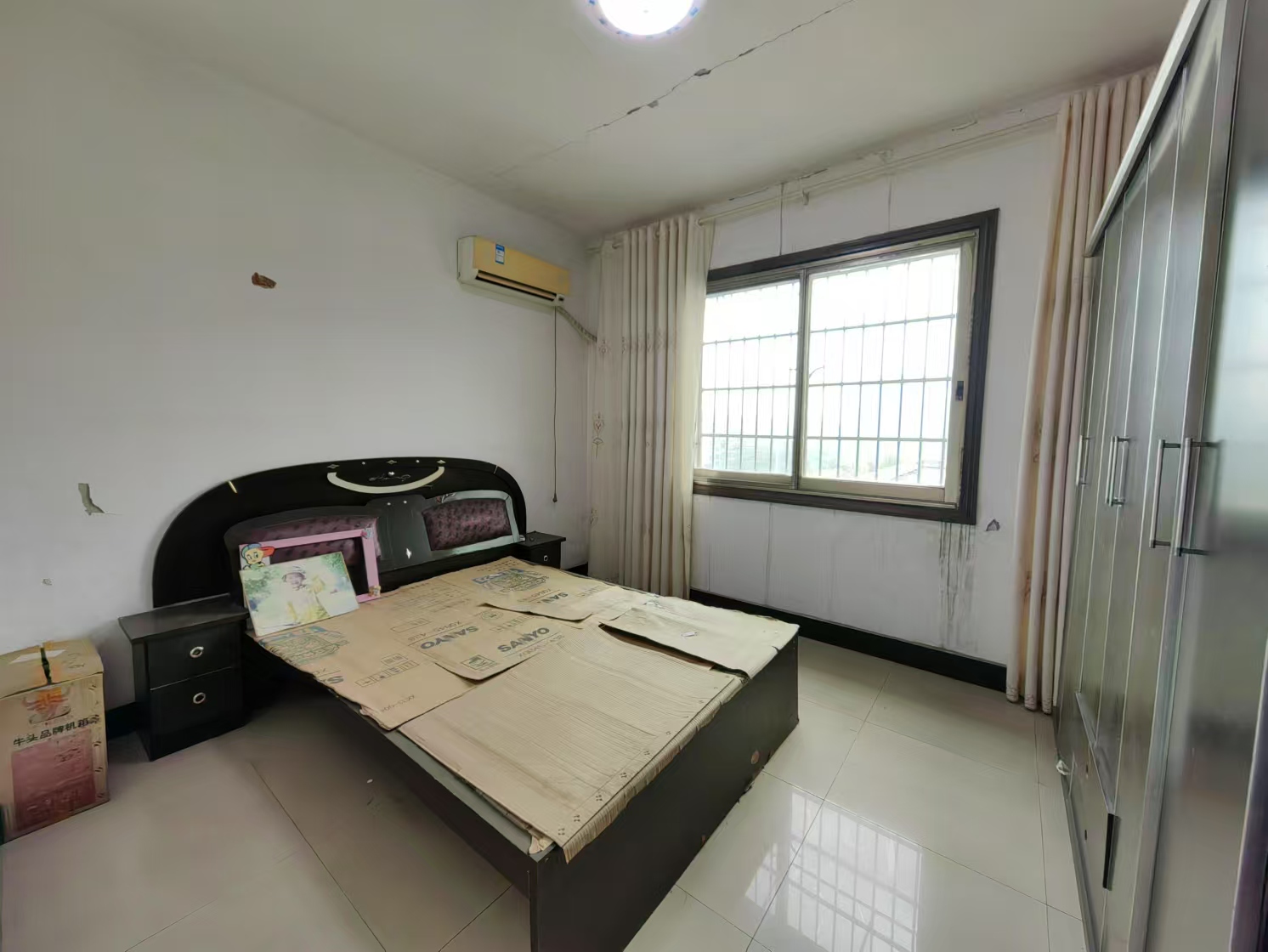 金山花园  3室2厅2卫    1000.0元/月 金山花园  3室2厅2卫    1000.0元/月室内图