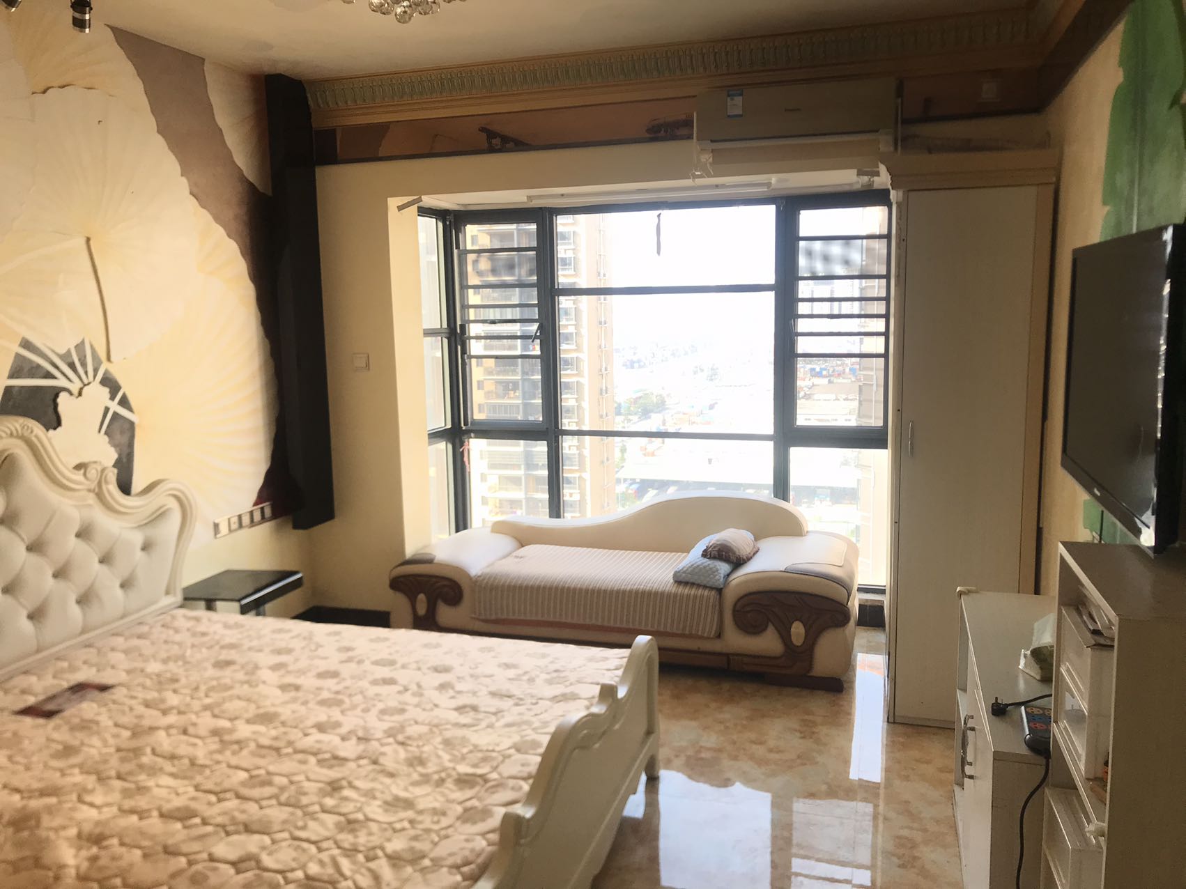 丽晶温泉海景花园一期(别名:丽晶维港、丽晶海景花园)  4室2厅2卫    220.0万 丽晶温泉海景花园一期(别名:丽晶维港、丽晶海景花园)  4室2厅2卫    220.0万室内图