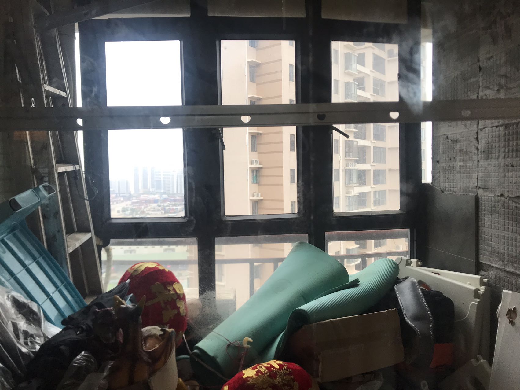 丽晶温泉海景花园一期(别名:丽晶维港、丽晶海景花园)  4室2厅2卫    220.0万 丽晶温泉海景花园一期(别名:丽晶维港、丽晶海景花园)  4室2厅2卫    220.0万室内图