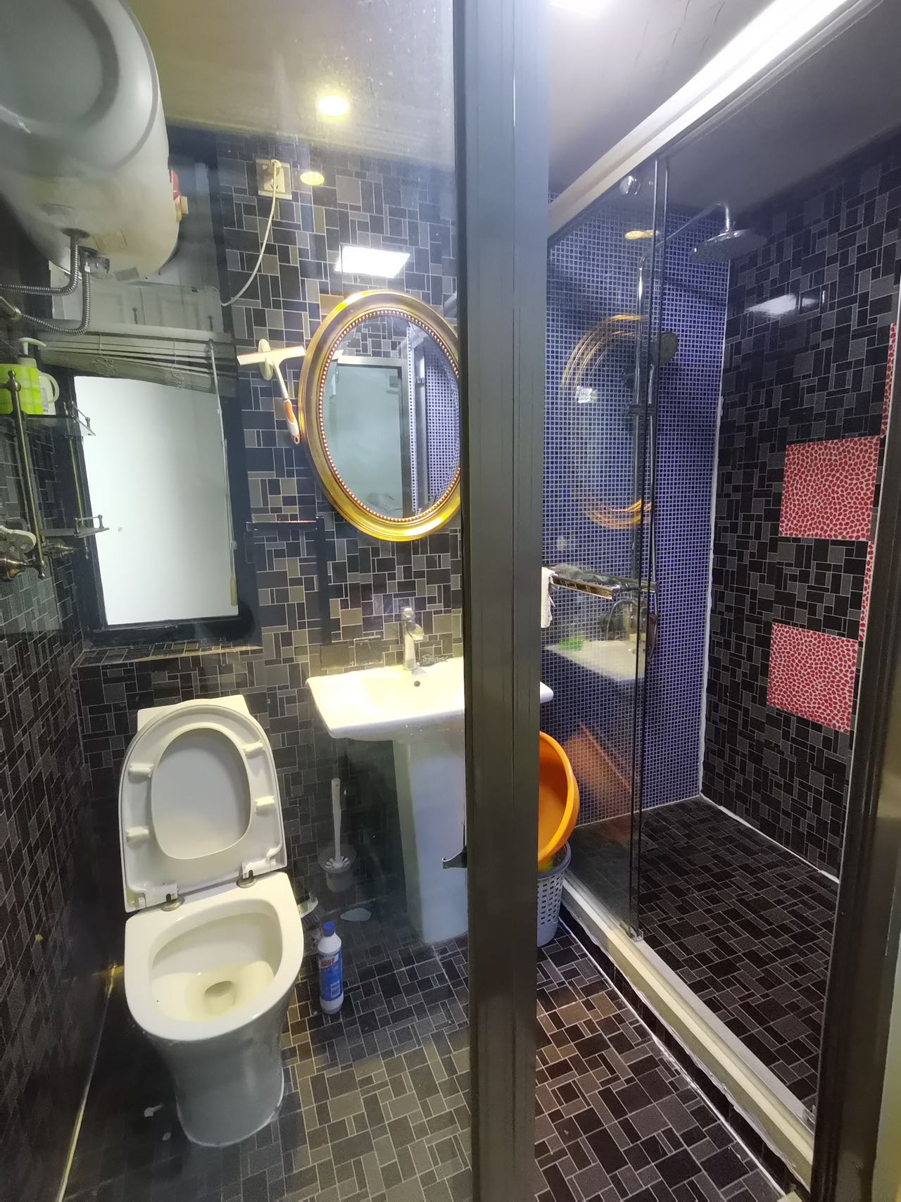 丽晶温泉海景花园一期(别名:丽晶维港、丽晶海景花园)  4室2厅2卫    220.0万 丽晶温泉海景花园一期(别名:丽晶维港、丽晶海景花园)  4室2厅2卫    220.0万室内图