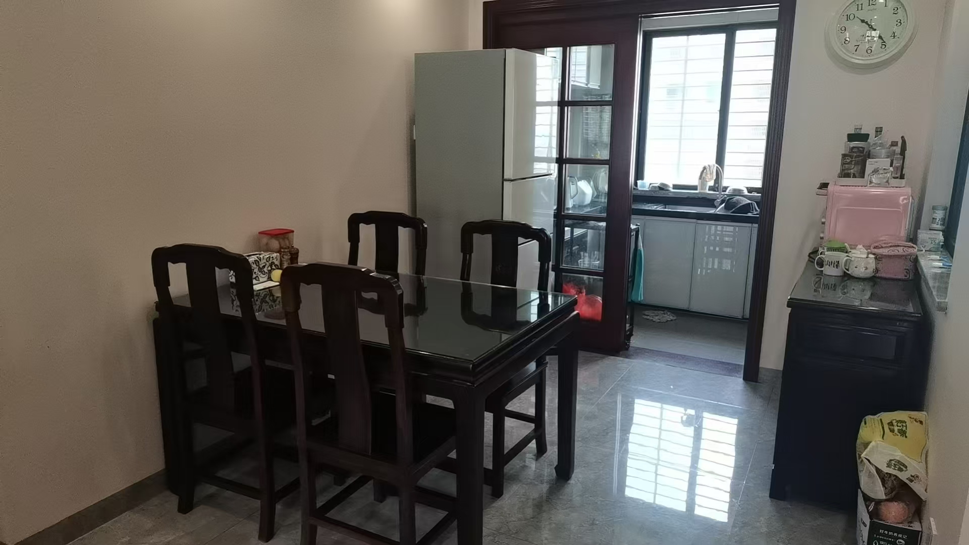 美庄小区(白驹大道100号) 3室2厅2卫 268.0万 美庄小区(白驹大道100号) 3室2厅2卫 268.0万室内图