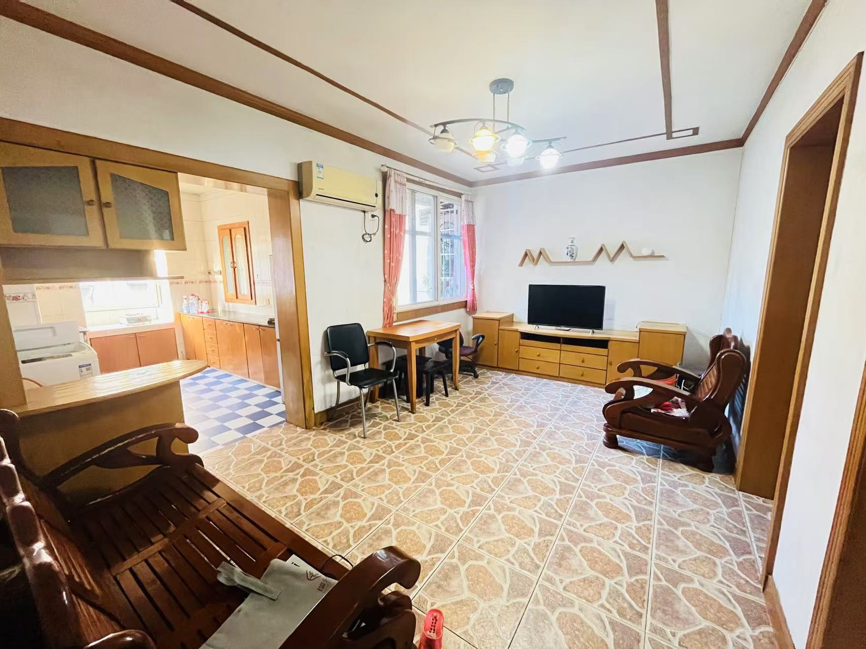 新一村  2室2厅1卫    38.8万 新一村  2室2厅1卫    38.8万