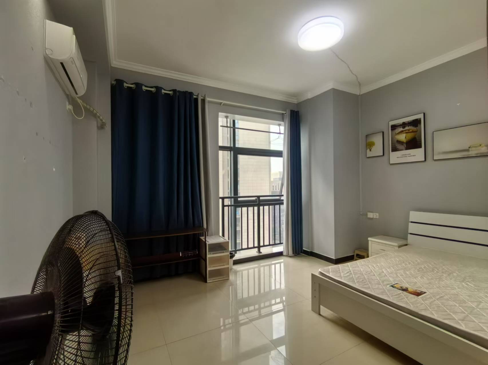 荣盛花语馨苑  1室1厅1卫    1500.0元/月 荣盛花语馨苑  1室1厅1卫    1500.0元/月室内图