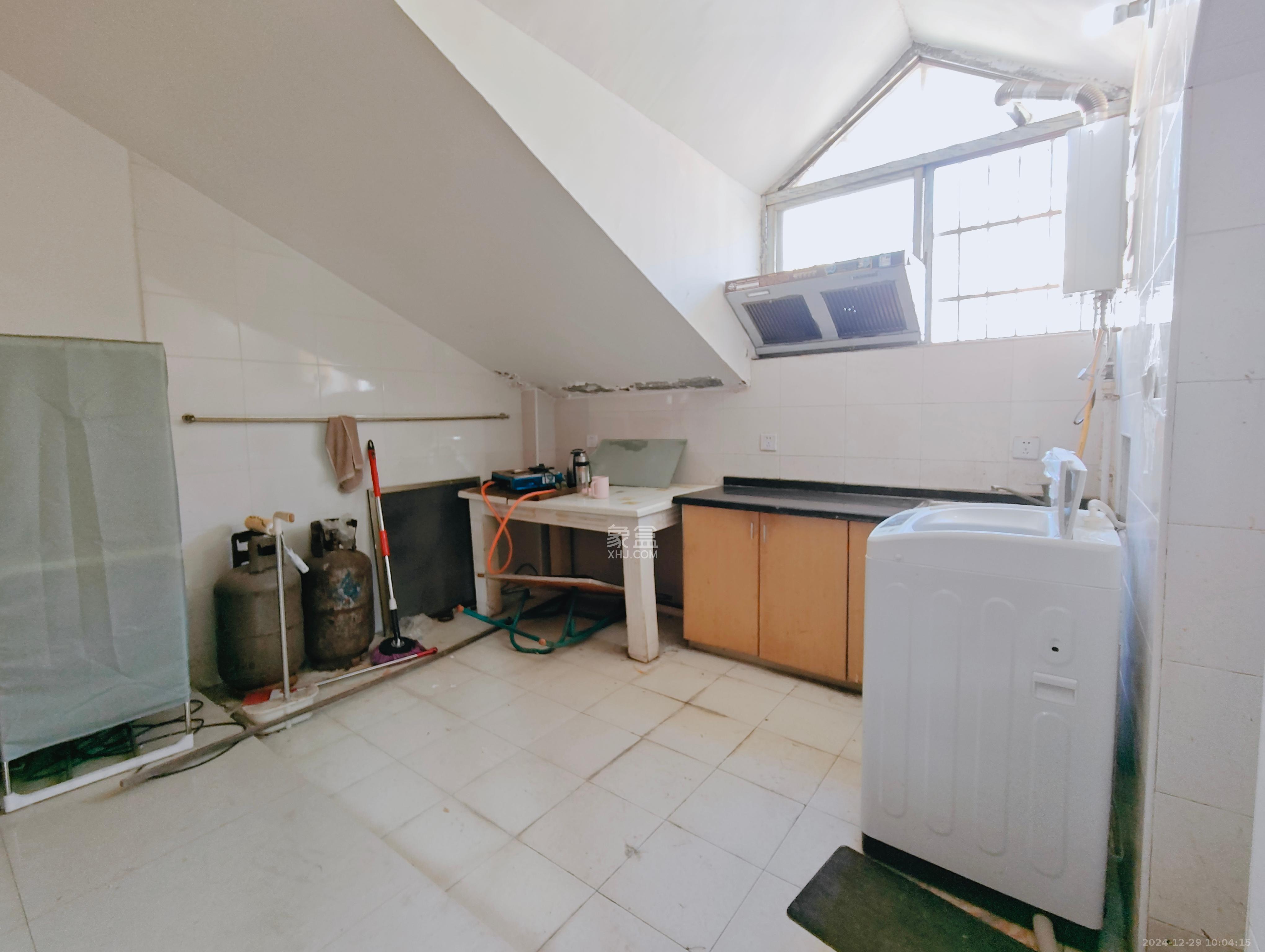 金石蓉园 3室1厅1卫 1400.0元/月 金石蓉园 3室1厅1卫 1400.0元/月室内图