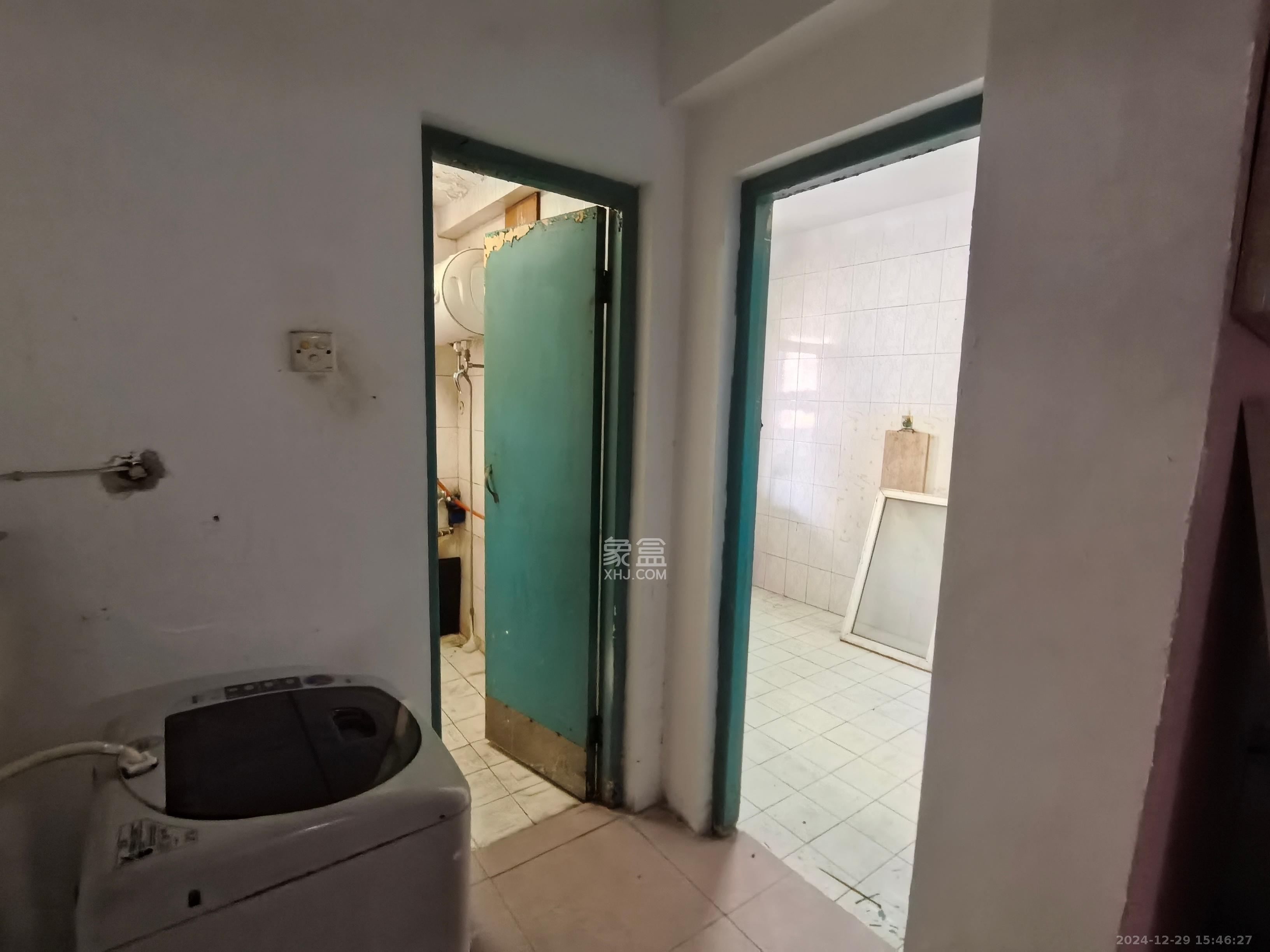 韭菜园商住楼 3室2厅2卫 2900.0元/月 韭菜园商住楼 3室2厅2卫 2900.0元/月室内图