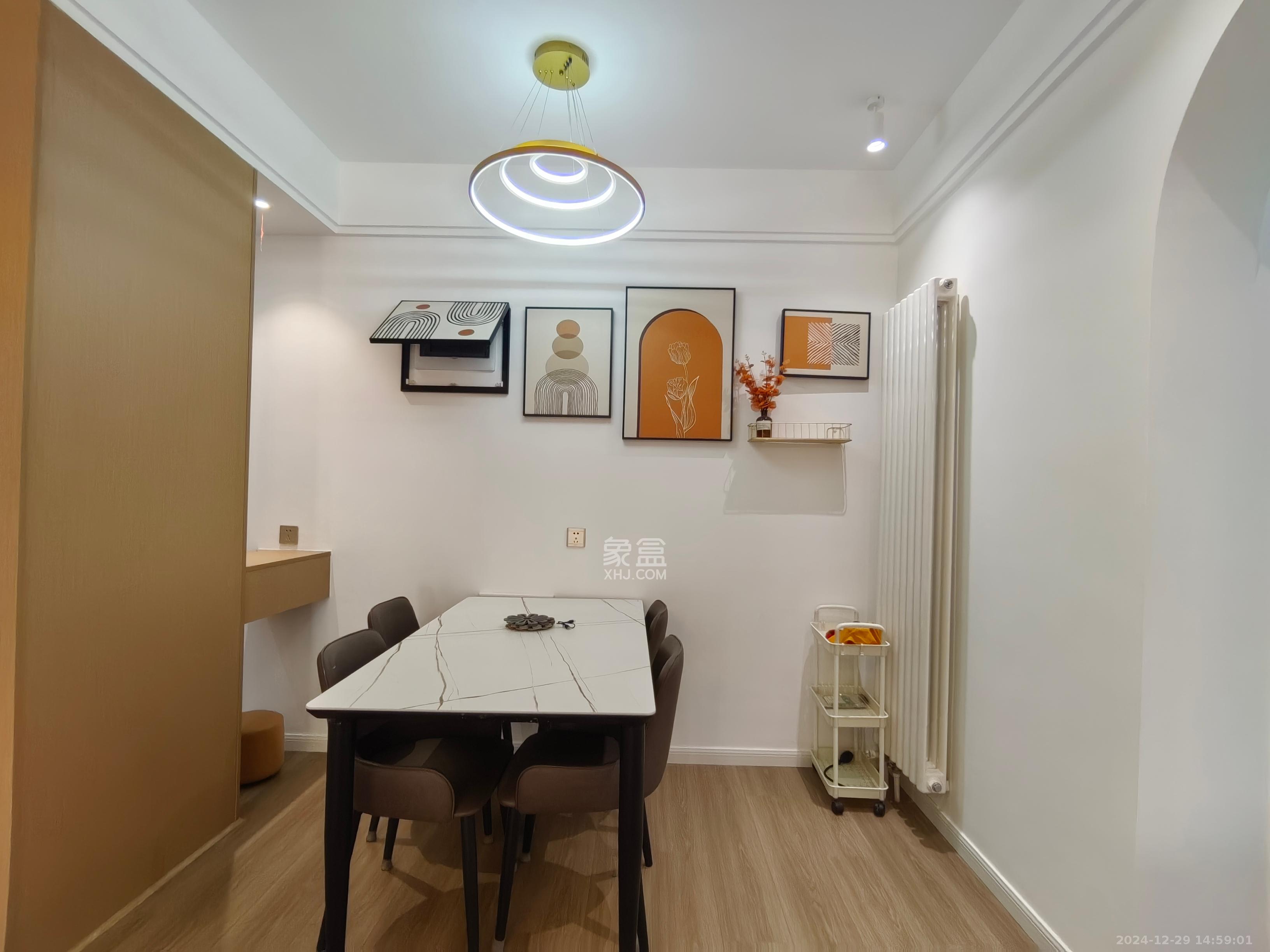 怡海星城 3室2厅2卫 3000.0元/月 怡海星城 3室2厅2卫 3000.0元/月室内图