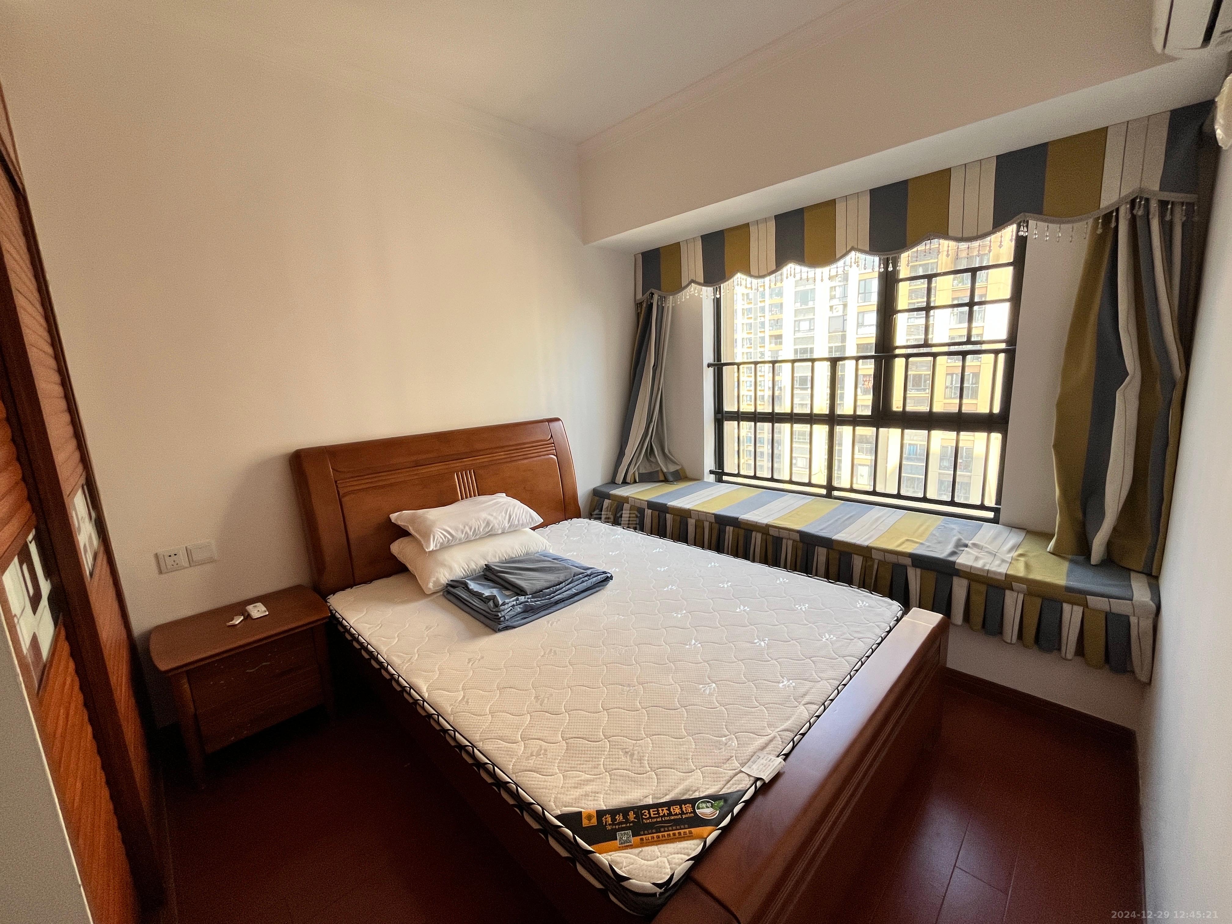 提香蓝岸 1室0厅0卫 1800.0元/月 提香蓝岸 1室0厅0卫 1800.0元/月室内图