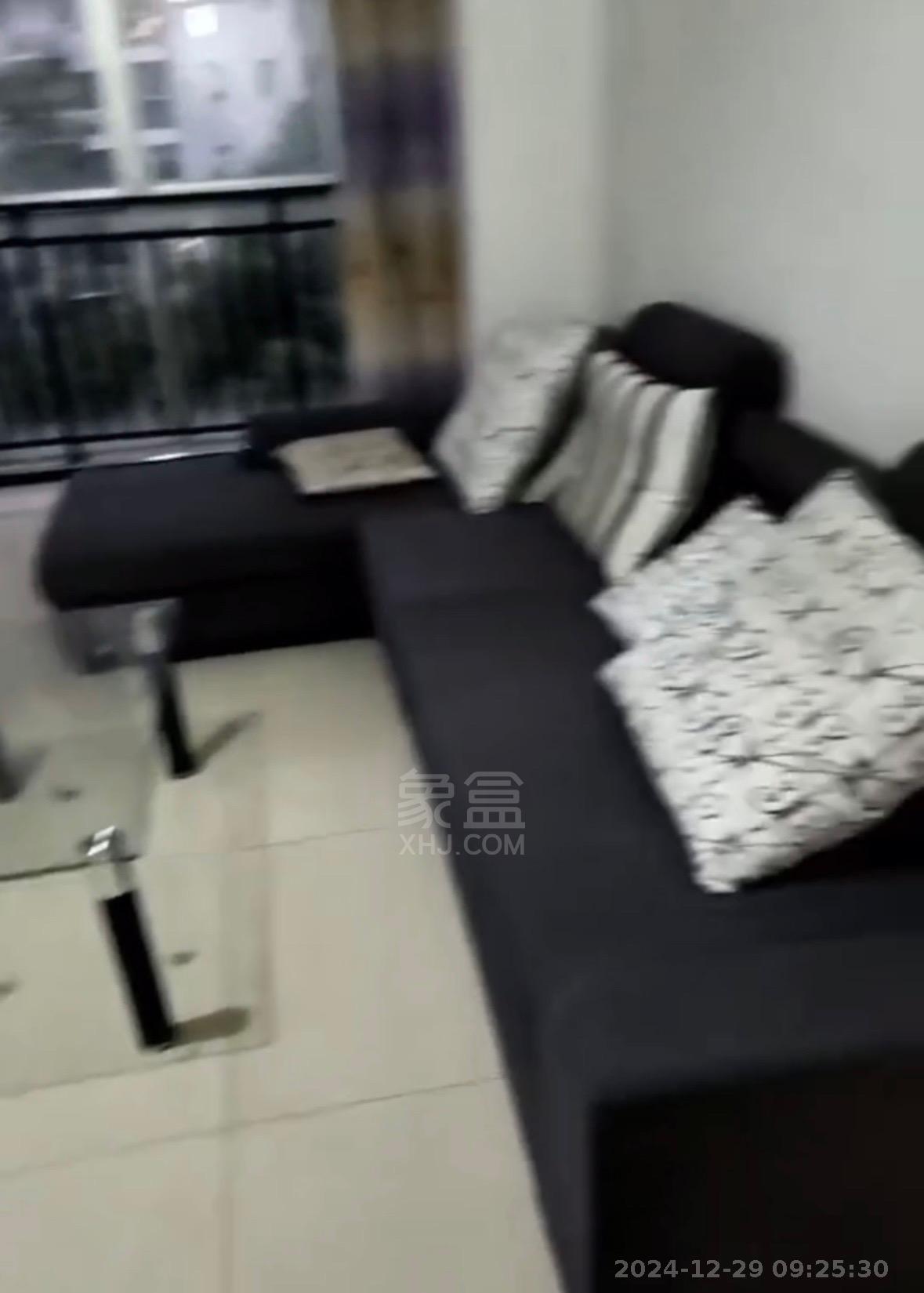 山河锦园 2室2厅1卫 1300.0元/月 山河锦园 2室2厅1卫 1300.0元/月室内图