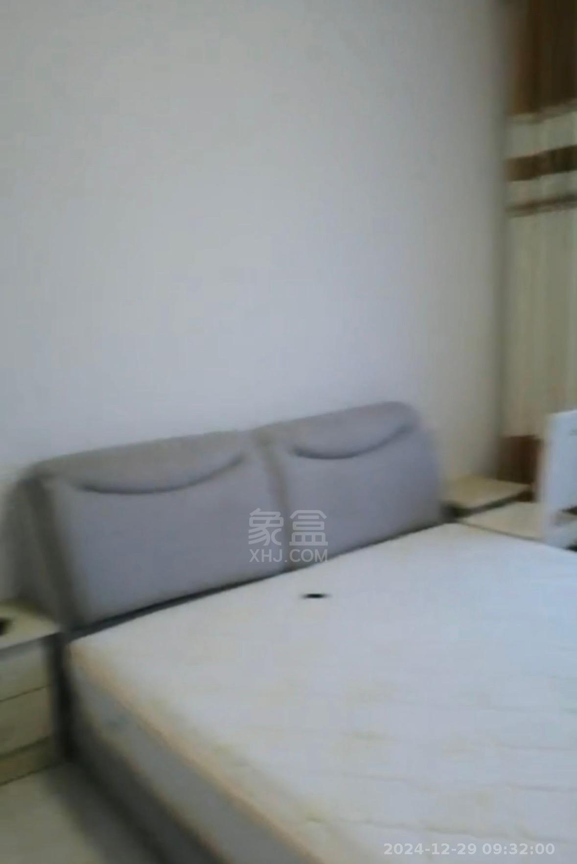 山河锦园 3室2厅1卫 1800.0元/月 山河锦园 3室2厅1卫 1800.0元/月室内图