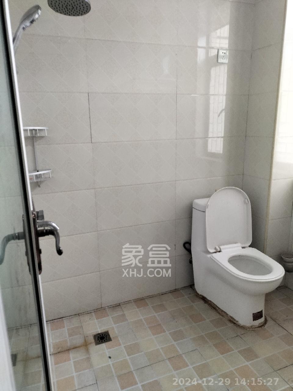 七里香榭 3室2厅2卫 1700.0元/月 七里香榭 3室2厅2卫 1700.0元/月室内图