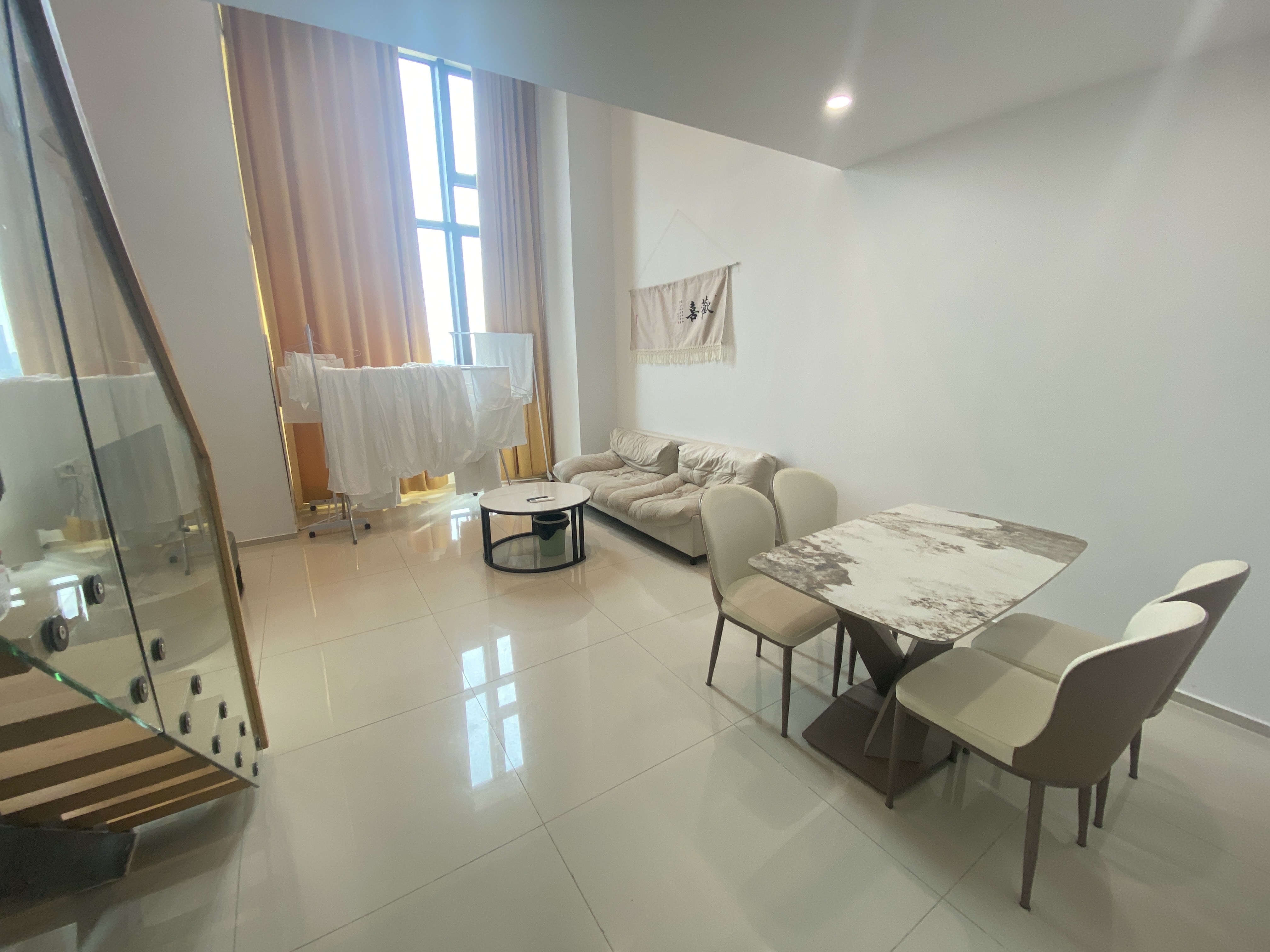 富力首府 1室1厅1卫 3000.0元/月 富力首府 1室1厅1卫 3000.0元/月室内图