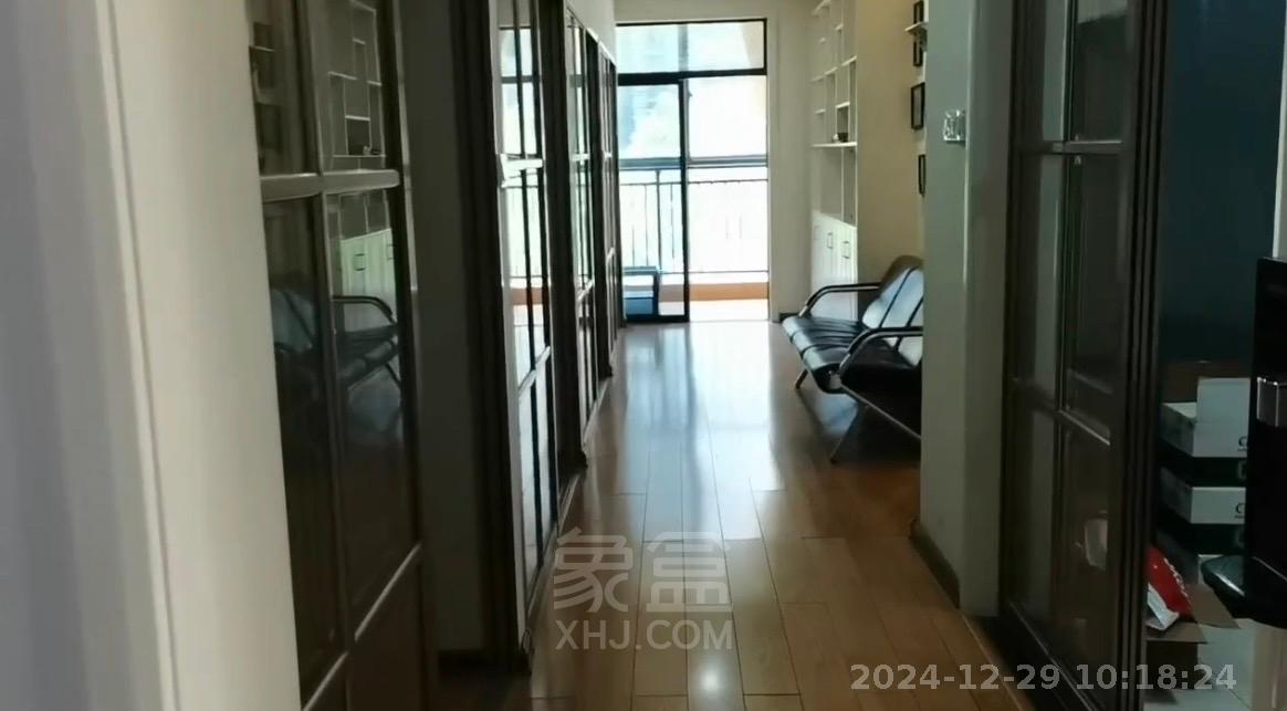 经世龙城 3室2厅2卫 2000.0元/月 经世龙城 3室2厅2卫 2000.0元/月室内图