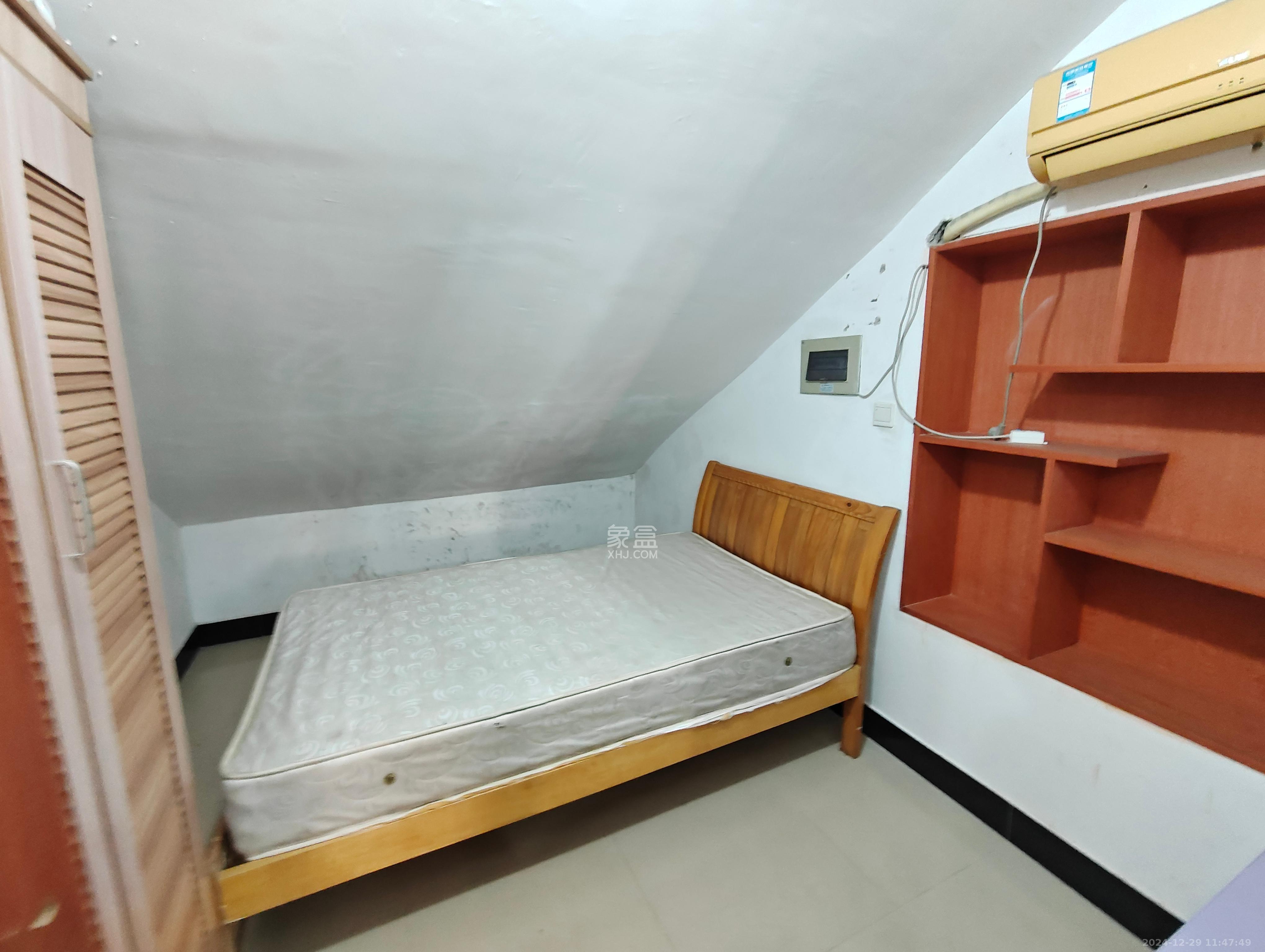 金石蓉园 1室1厅1卫 1000.0元/月 金石蓉园 1室1厅1卫 1000.0元/月室内图