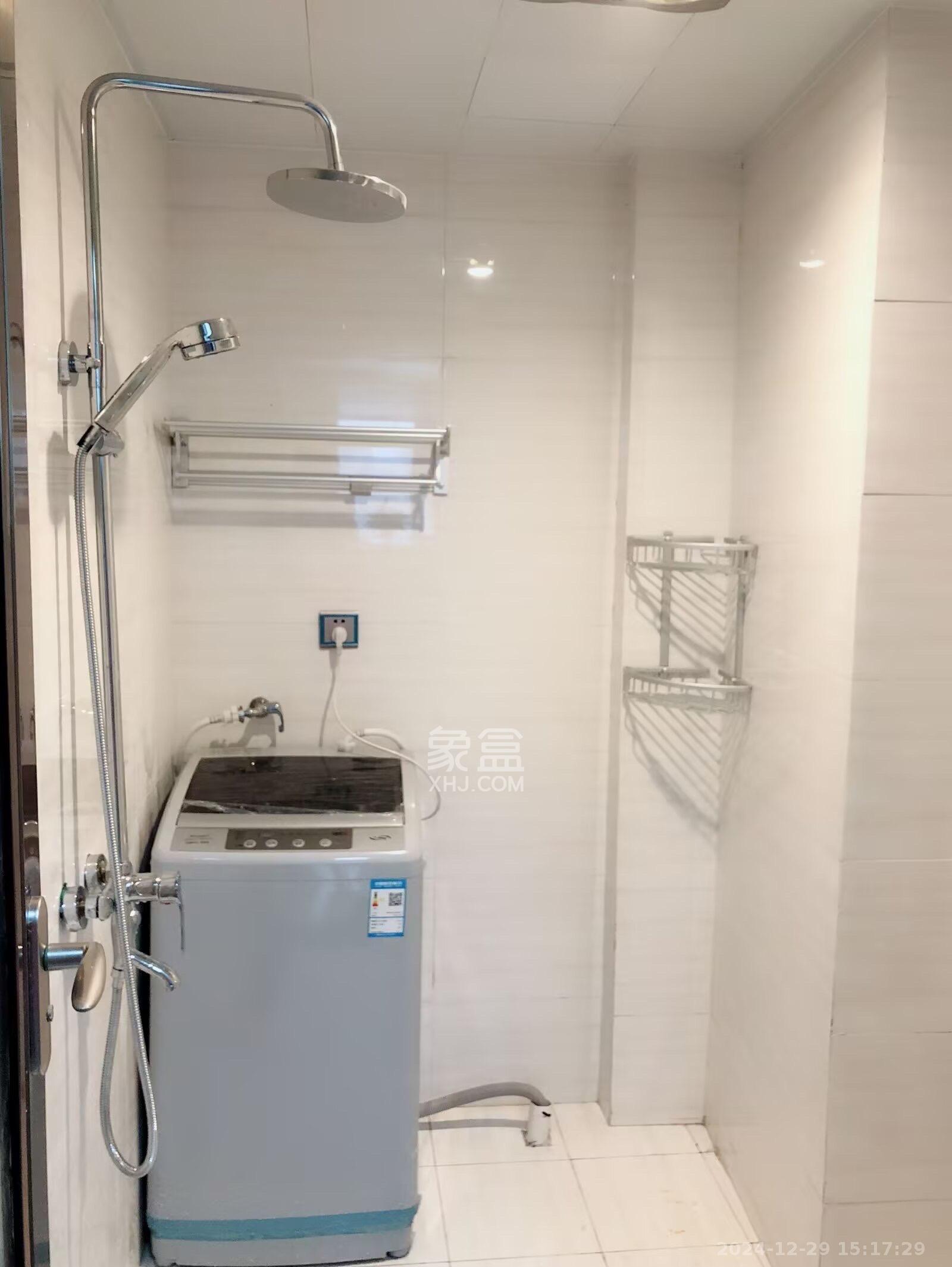 达美美立方  1室1厅1卫    2300.0元/月 达美美立方  1室1厅1卫    2300.0元/月室内图