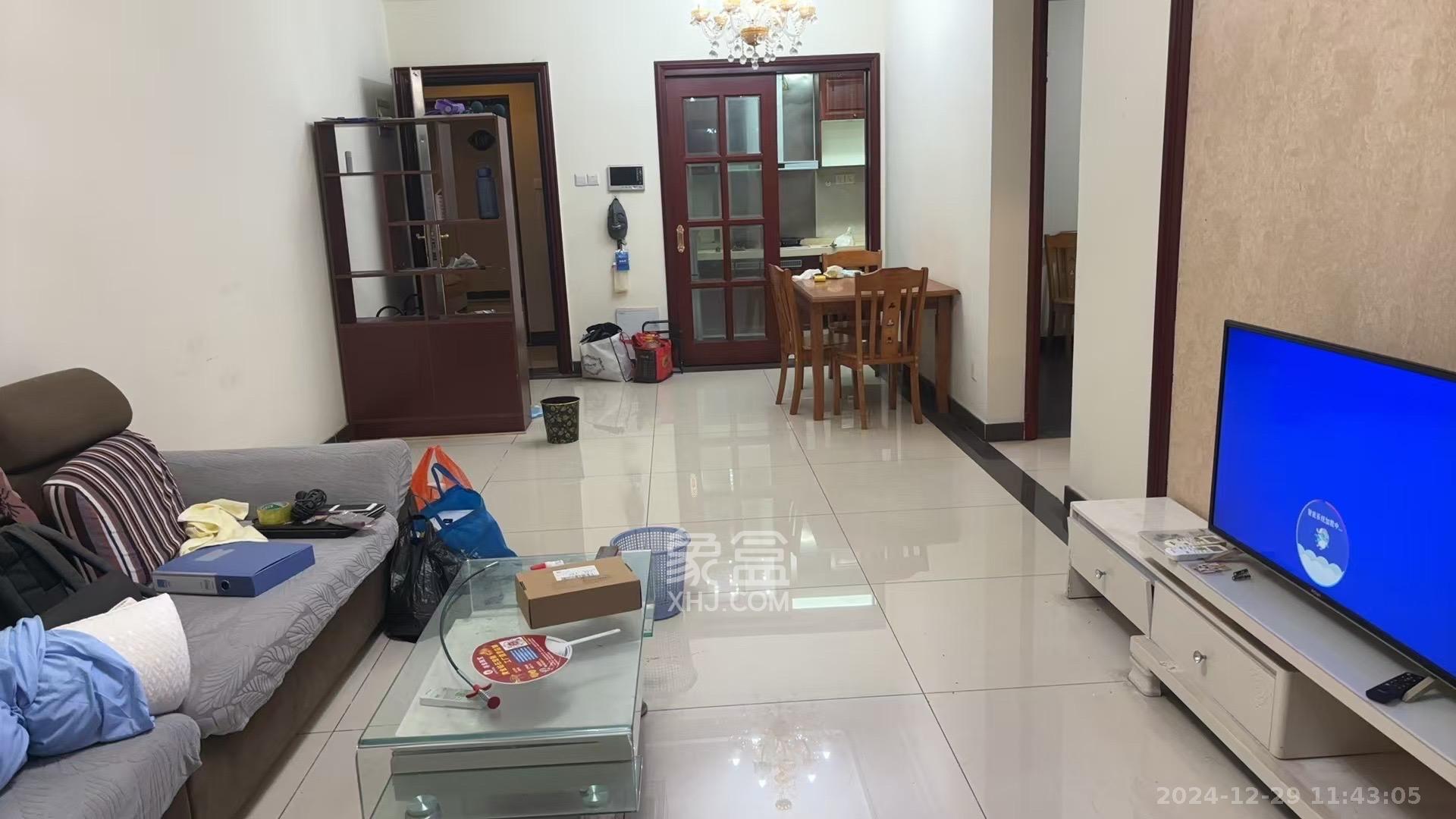 富基世纪公园 3室2厅1卫 1600.00元/月 富基世纪公园 3室2厅1卫 1600.00元/月室内图