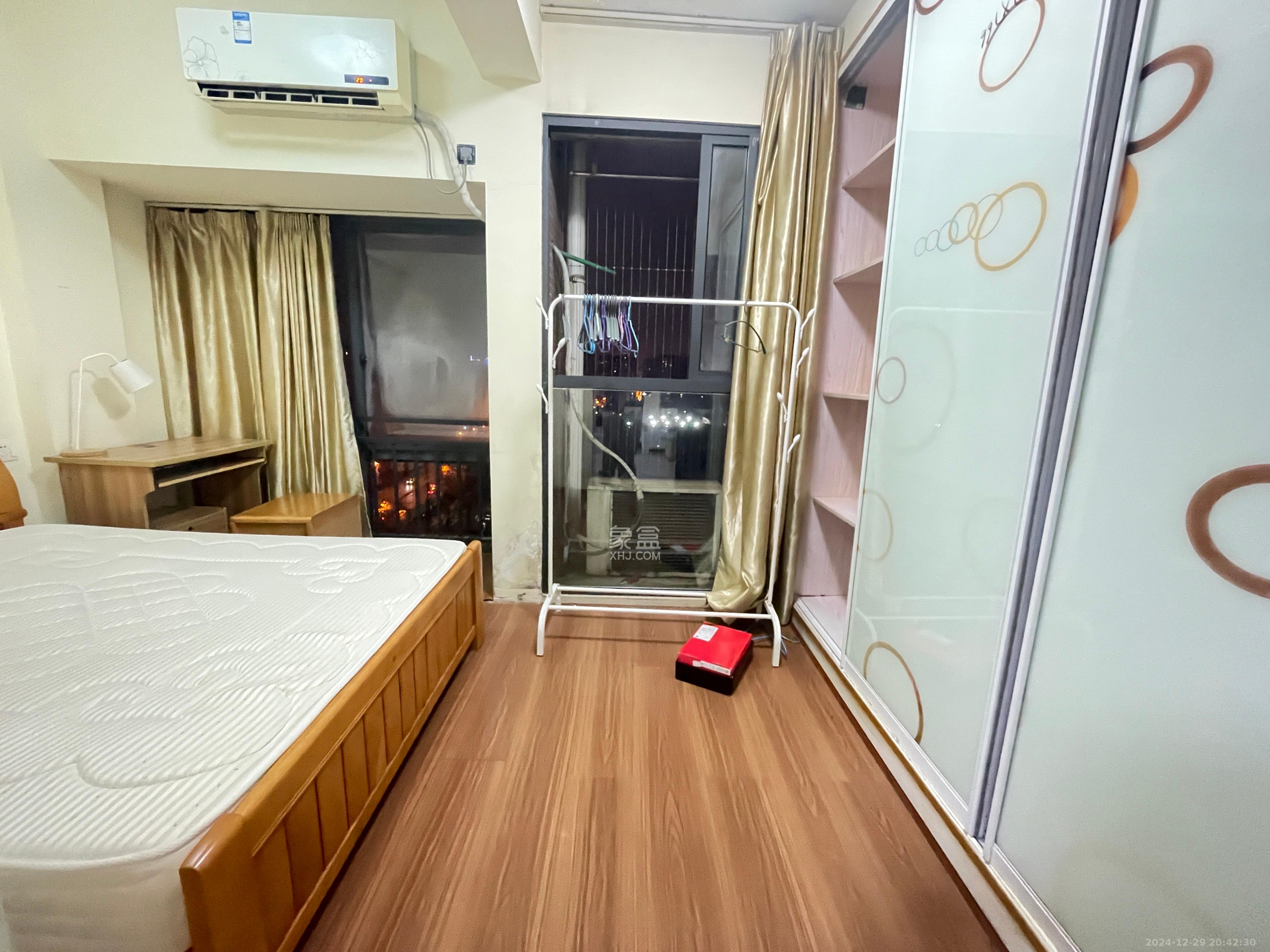 时代公馆 1室0厅0卫 1600.0元/月 时代公馆 1室0厅0卫 1600.0元/月室内图