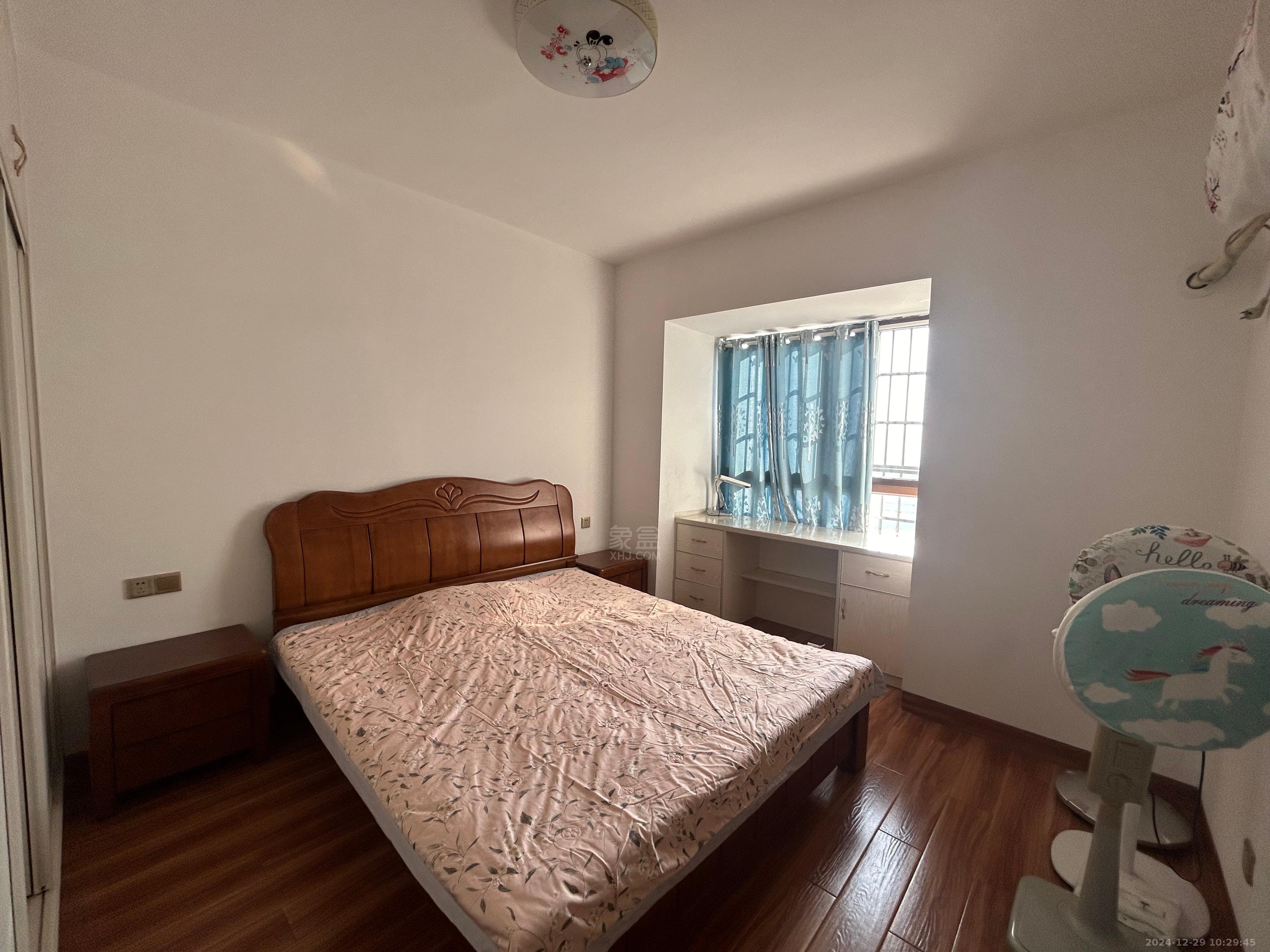 凤凰城 3室2厅1卫 1500.0元/月 凤凰城 3室2厅1卫 1500.0元/月室内图