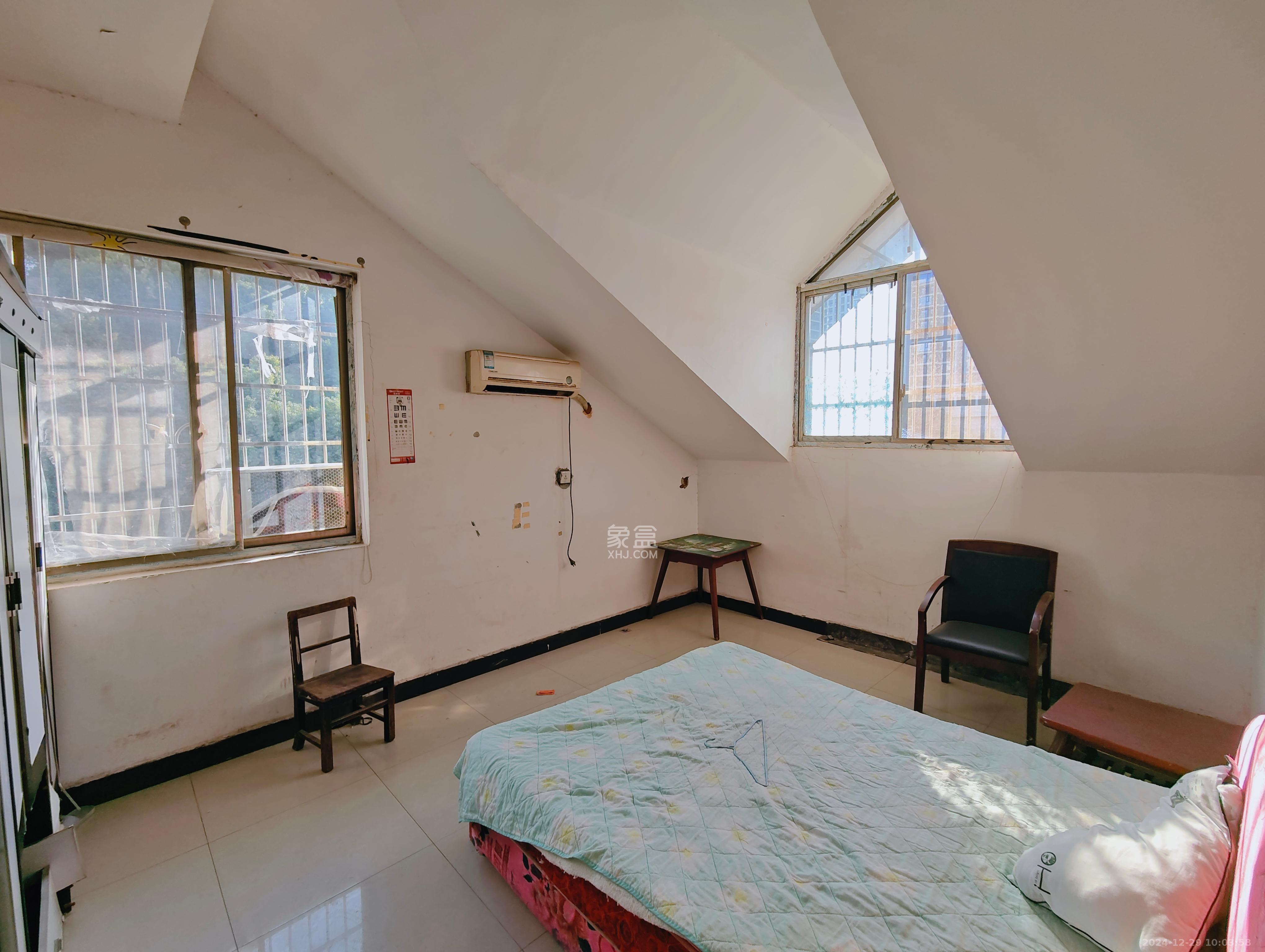 金石蓉园 3室1厅1卫 1400.0元/月 金石蓉园 3室1厅1卫 1400.0元/月室内图