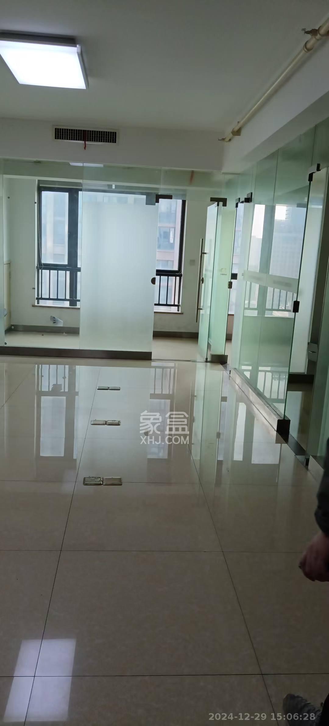 湘域相遇  1室1厅1卫    6500.0元/月 湘域相遇  1室1厅1卫    6500.0元/月