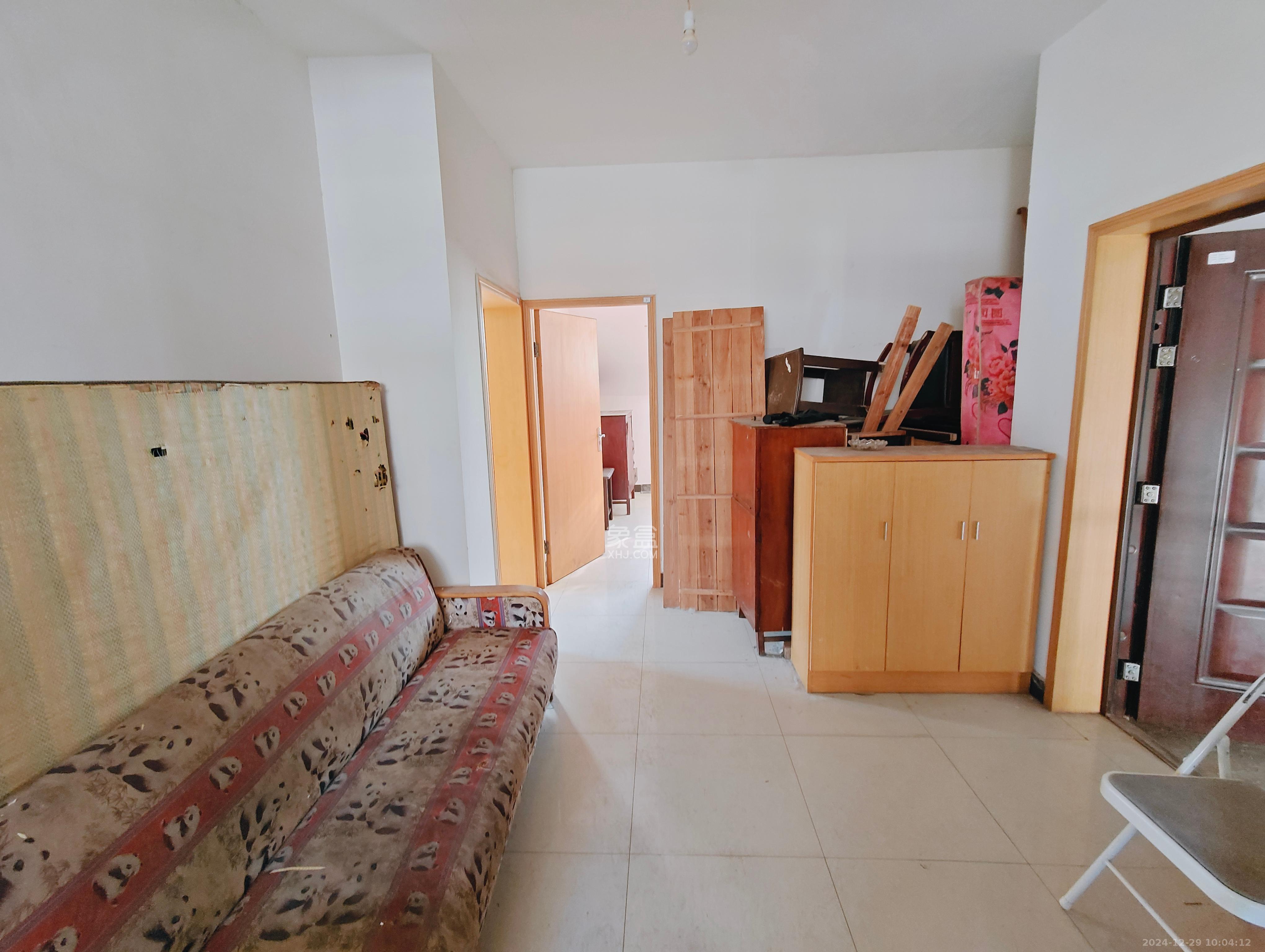 金石蓉园 3室1厅1卫 1400.0元/月 金石蓉园 3室1厅1卫 1400.0元/月室内图