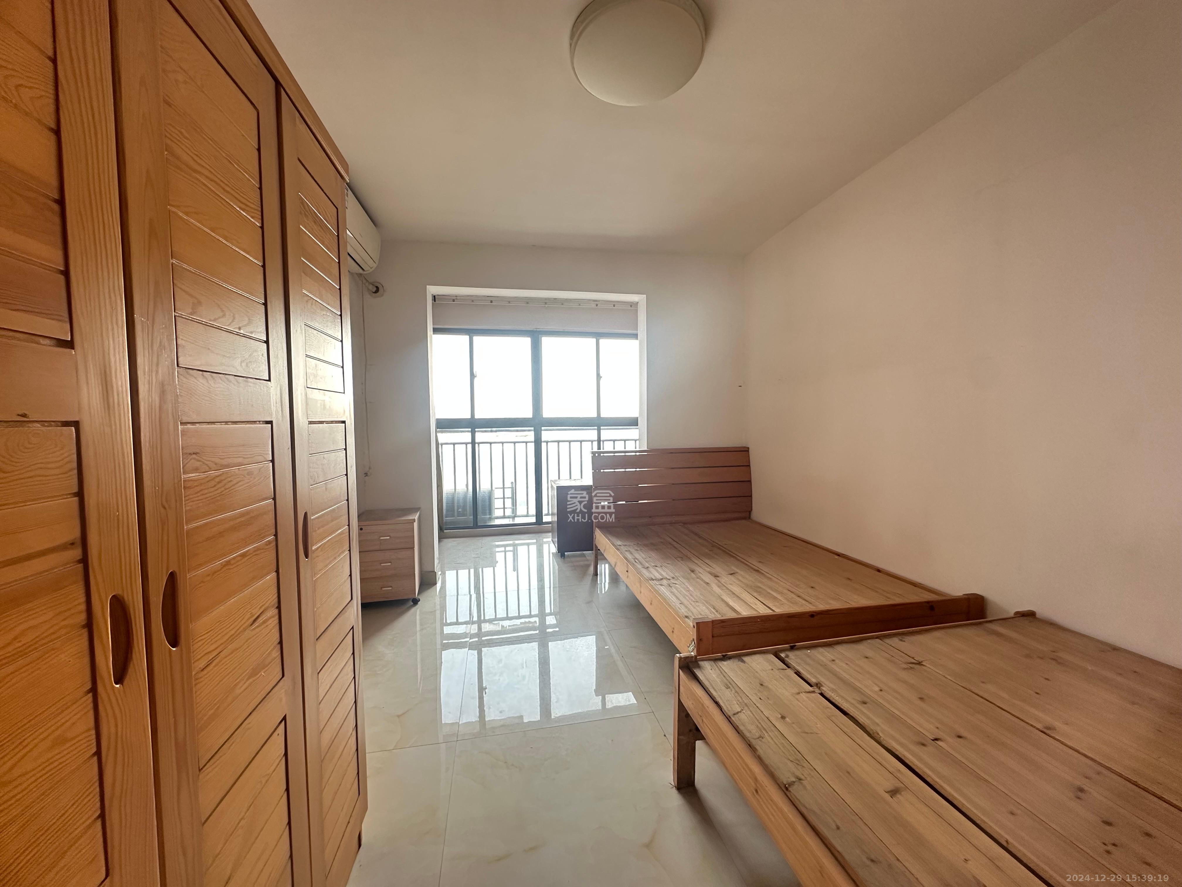 长永佳苑 2室1厅1卫 1500.0元/月 长永佳苑 2室1厅1卫 1500.0元/月室内图