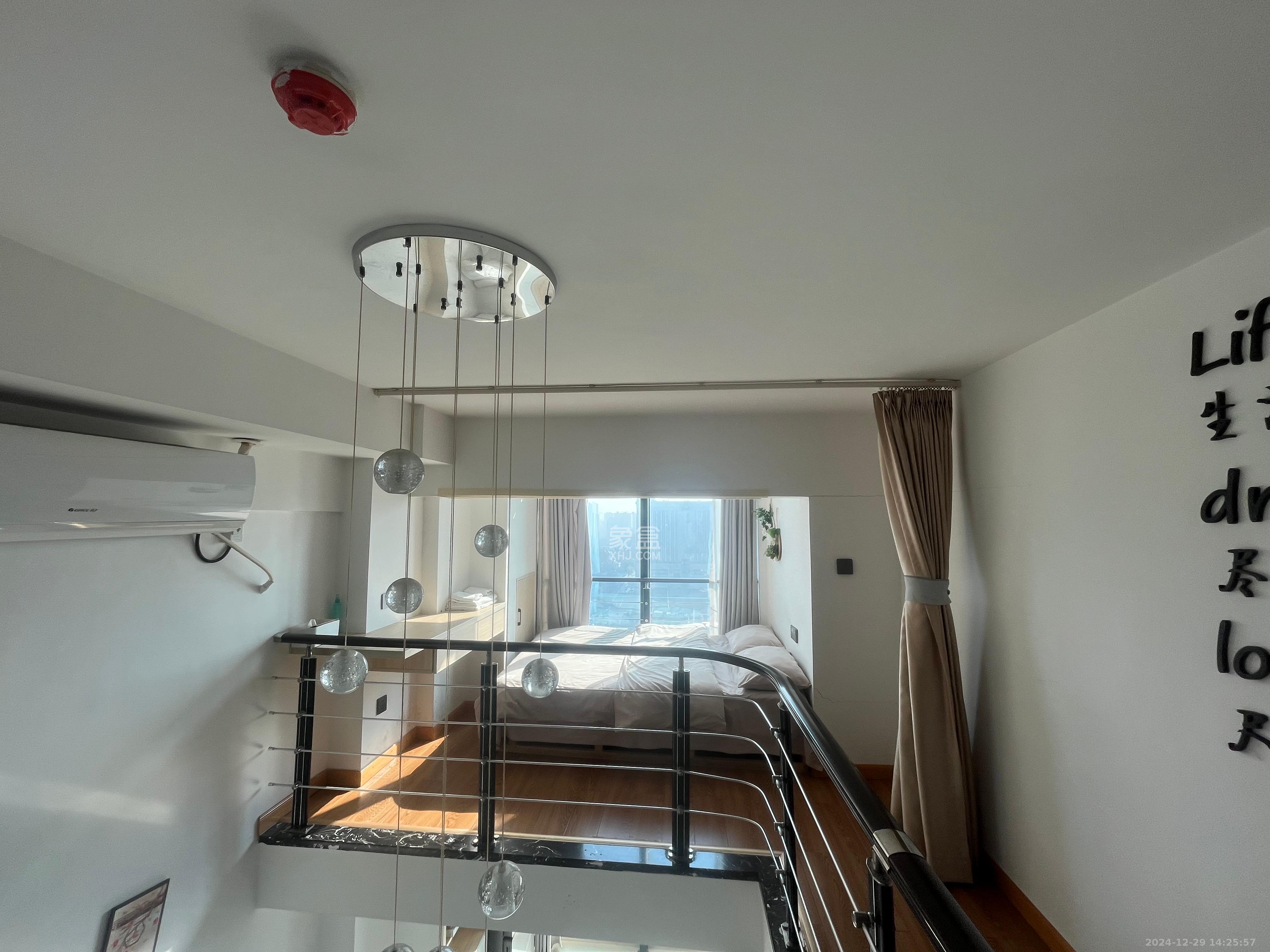 东盈商业广场(华泉城市广场) 1室1厅1卫 3000.0元/月 东盈商业广场(华泉城市广场) 1室1厅1卫 3000.0元/月室内图