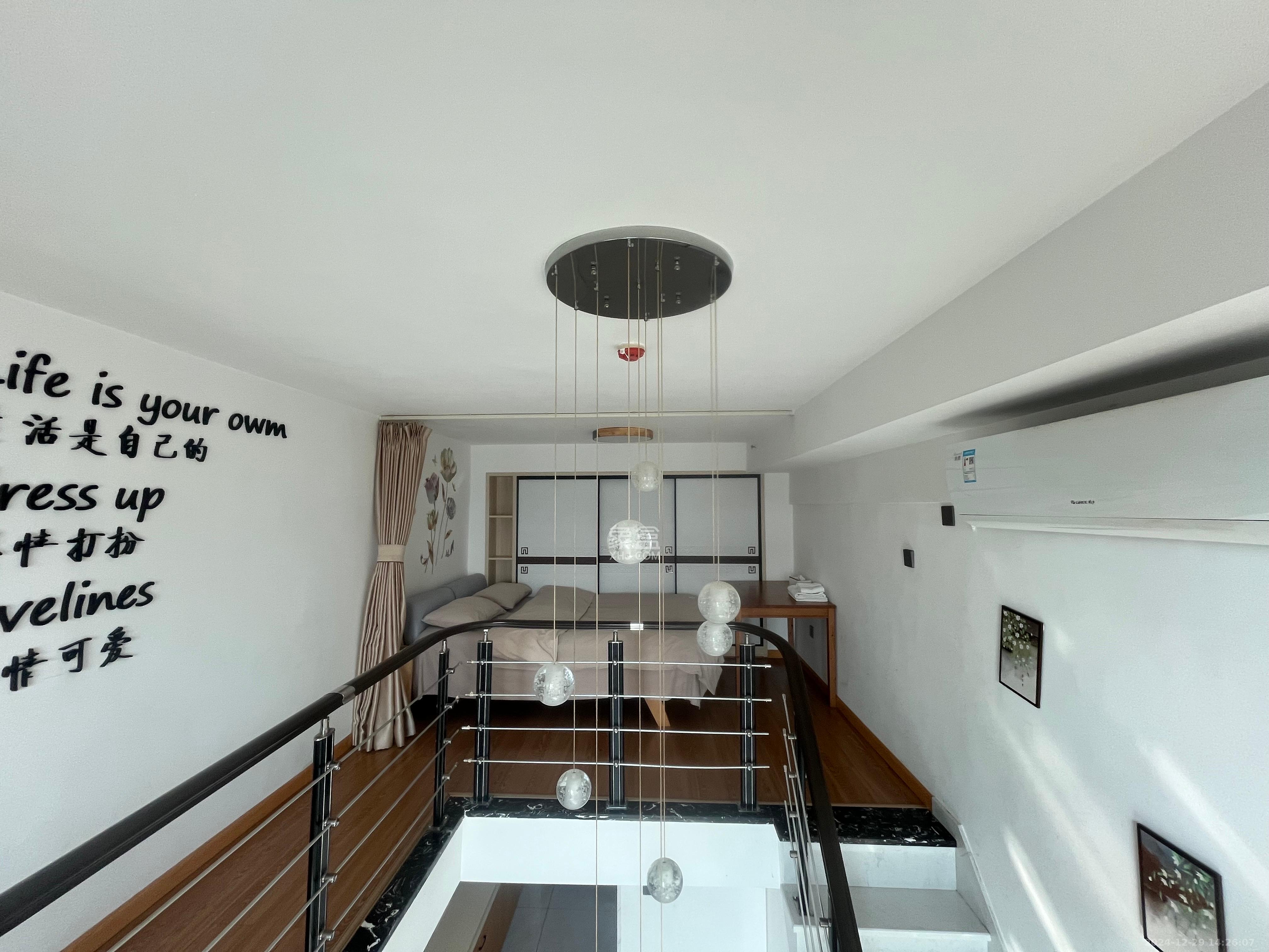 东盈商业广场(华泉城市广场) 1室1厅1卫 3000.0元/月 东盈商业广场(华泉城市广场) 1室1厅1卫 3000.0元/月室内图