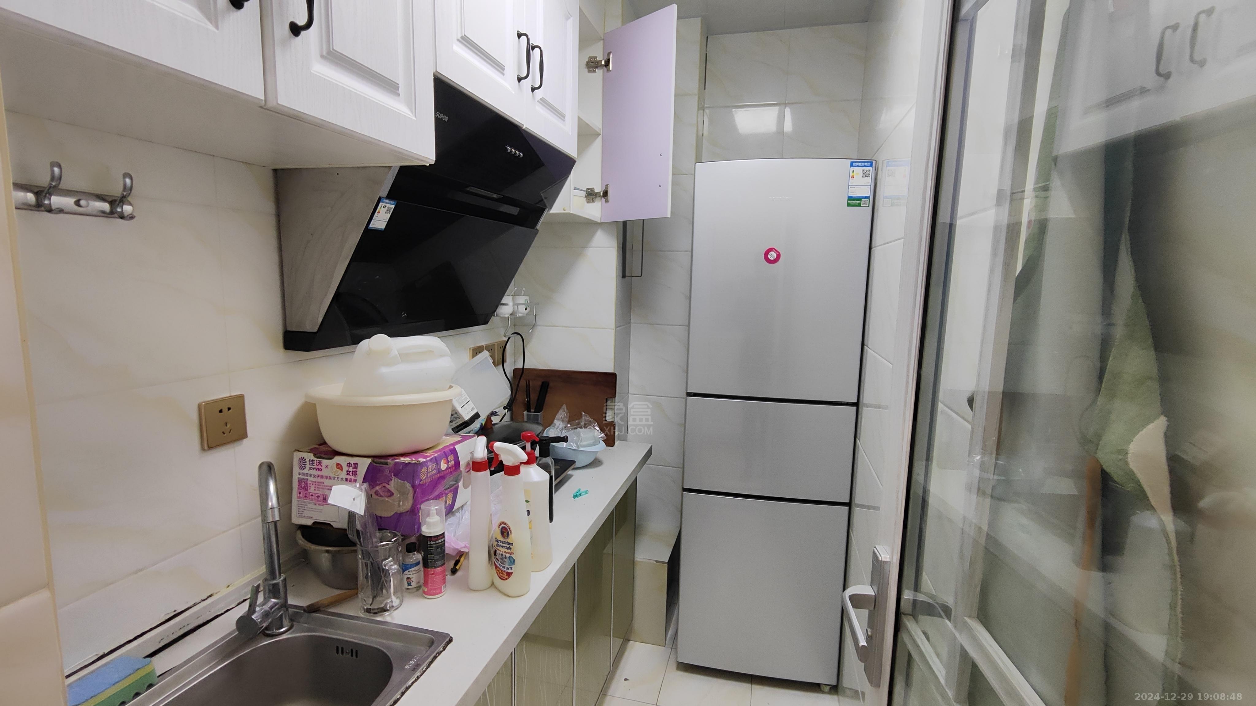 美的城三期 1室1厅1卫 1200.0元/月 美的城三期 1室1厅1卫 1200.0元/月室内图