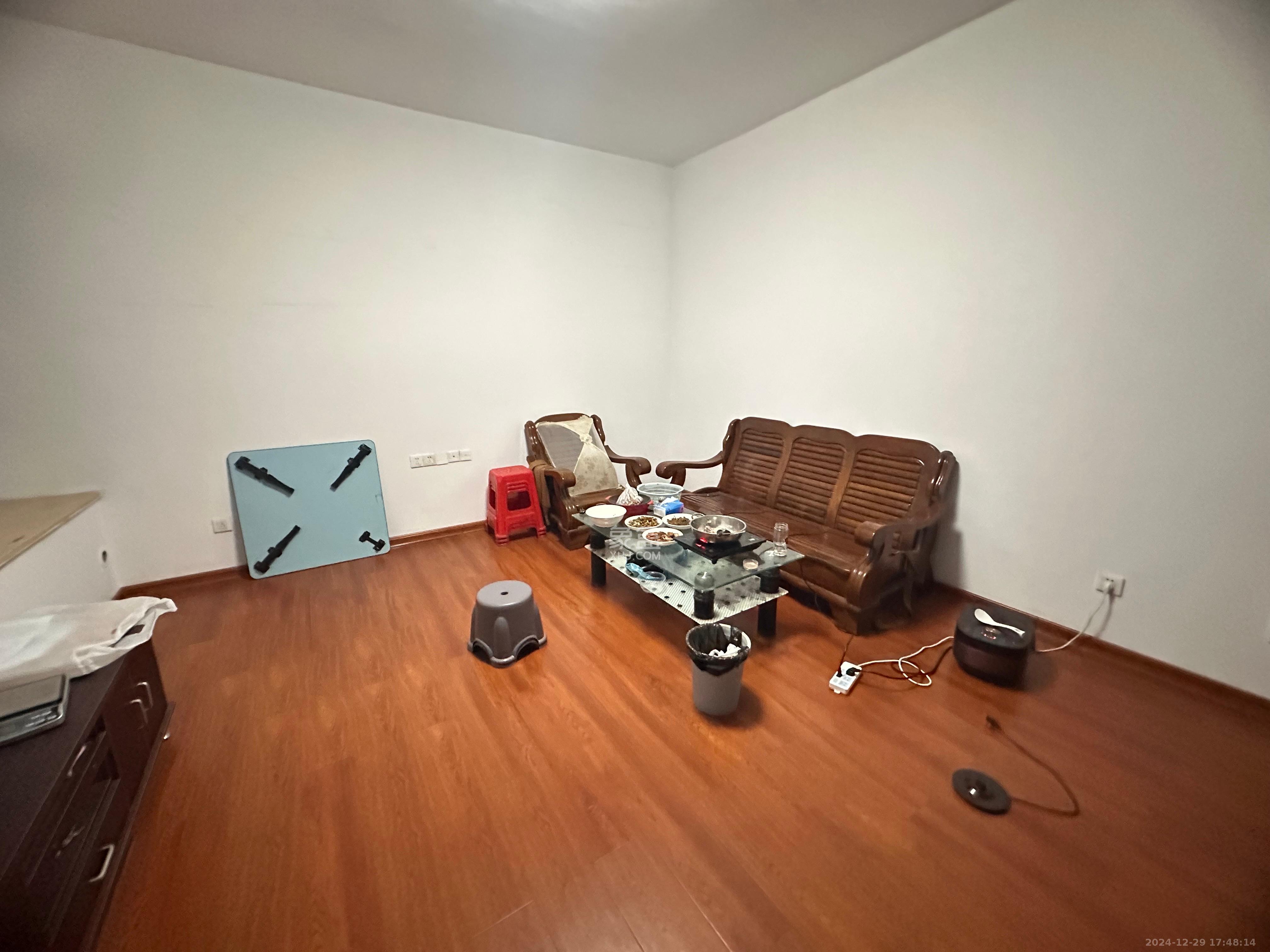 德庆水韵山城 2室0厅0卫 1700.0元/月 德庆水韵山城 2室0厅0卫 1700.0元/月室内图