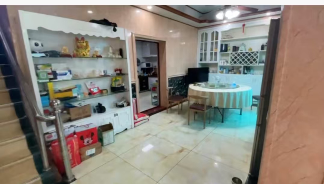 金牛新村 9室3厅4卫 10000.0元/月 金牛新村 9室3厅4卫 10000.0元/月室内图