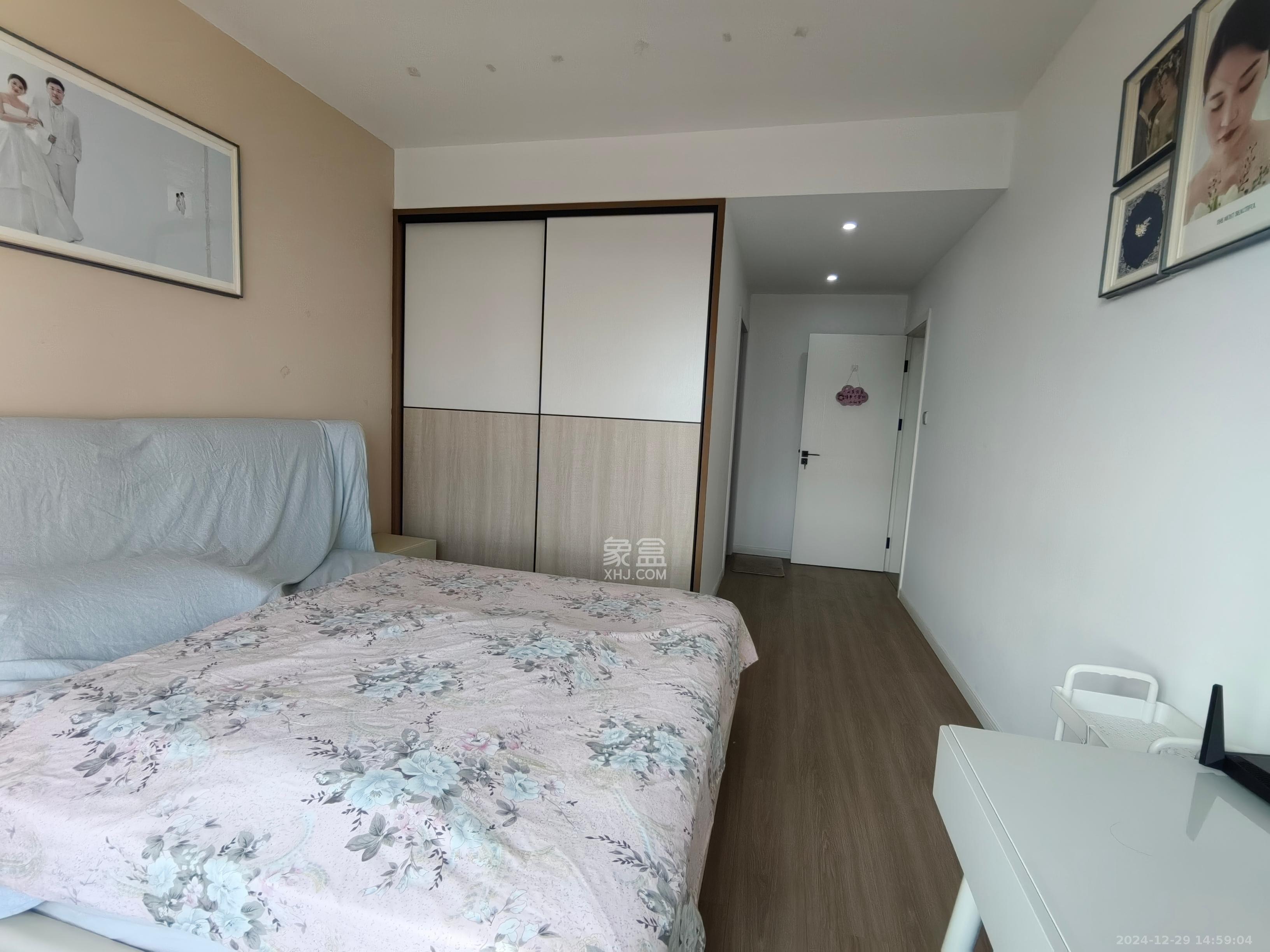 怡海星城 3室2厅2卫 3000.0元/月 怡海星城 3室2厅2卫 3000.0元/月室内图