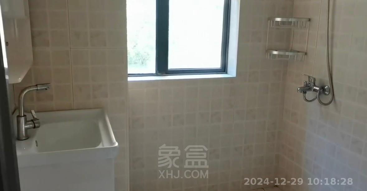 经世龙城 3室2厅2卫 2000.0元/月 经世龙城 3室2厅2卫 2000.0元/月室内图