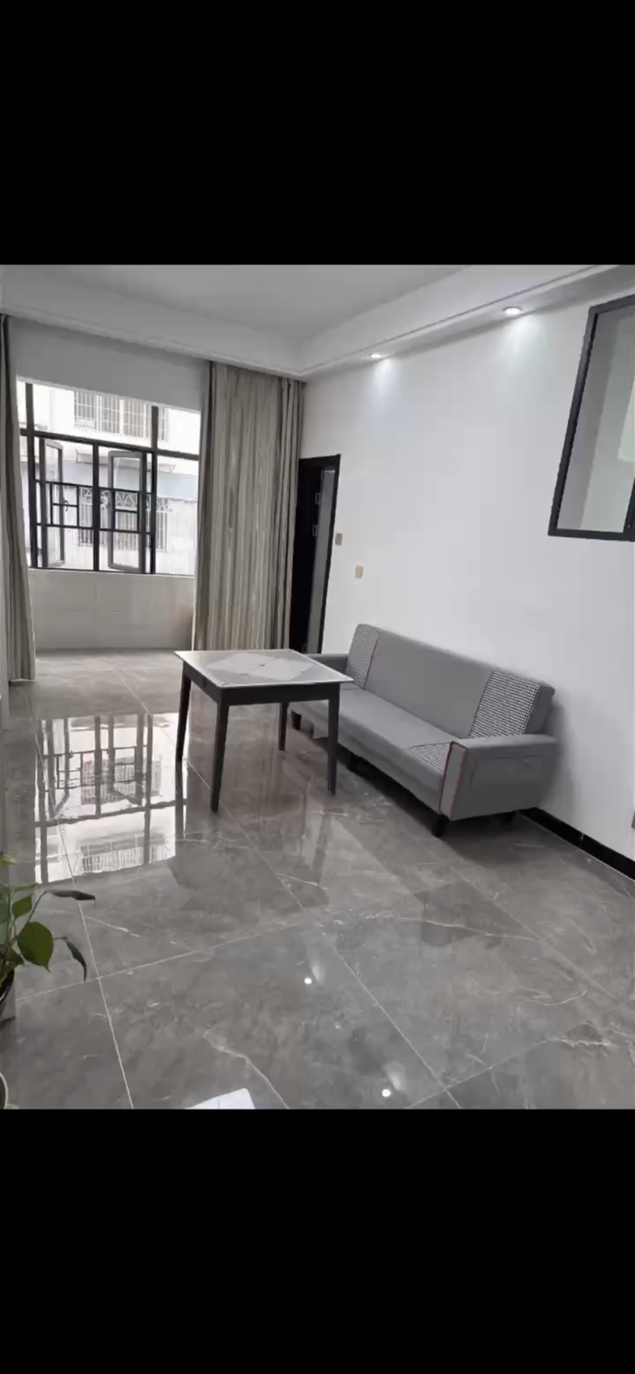 市委党校 3室2厅2卫 1500.0元/月 市委党校 3室2厅2卫 1500.0元/月室内图