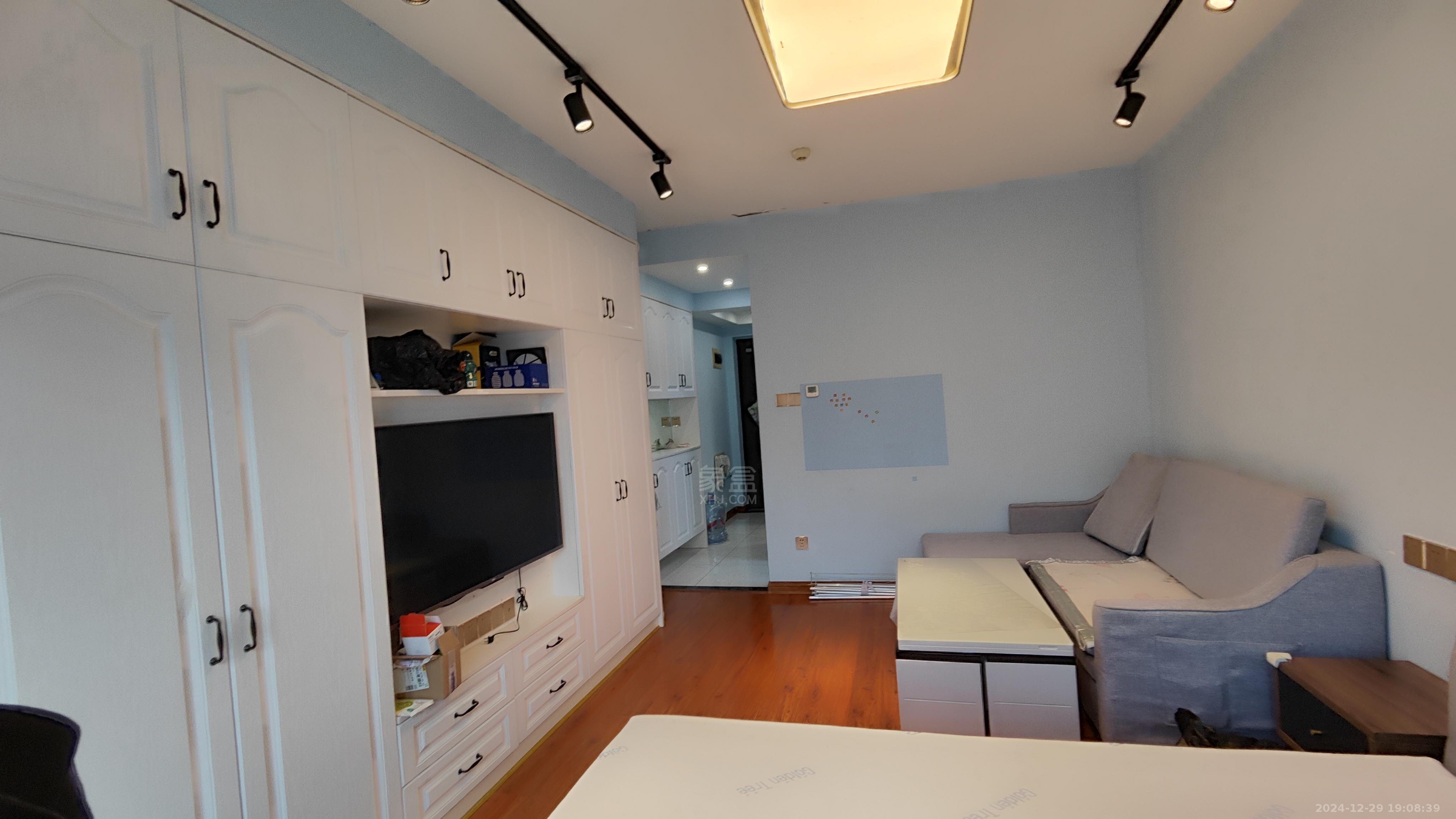 美的城三期 1室1厅1卫 1200.0元/月 美的城三期 1室1厅1卫 1200.0元/月室内图