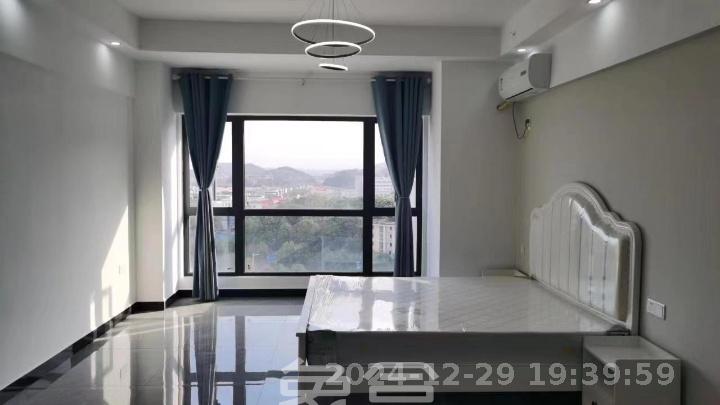 樾山公馆湖湘中心  1室1厅1卫   2600.00元/月室内图