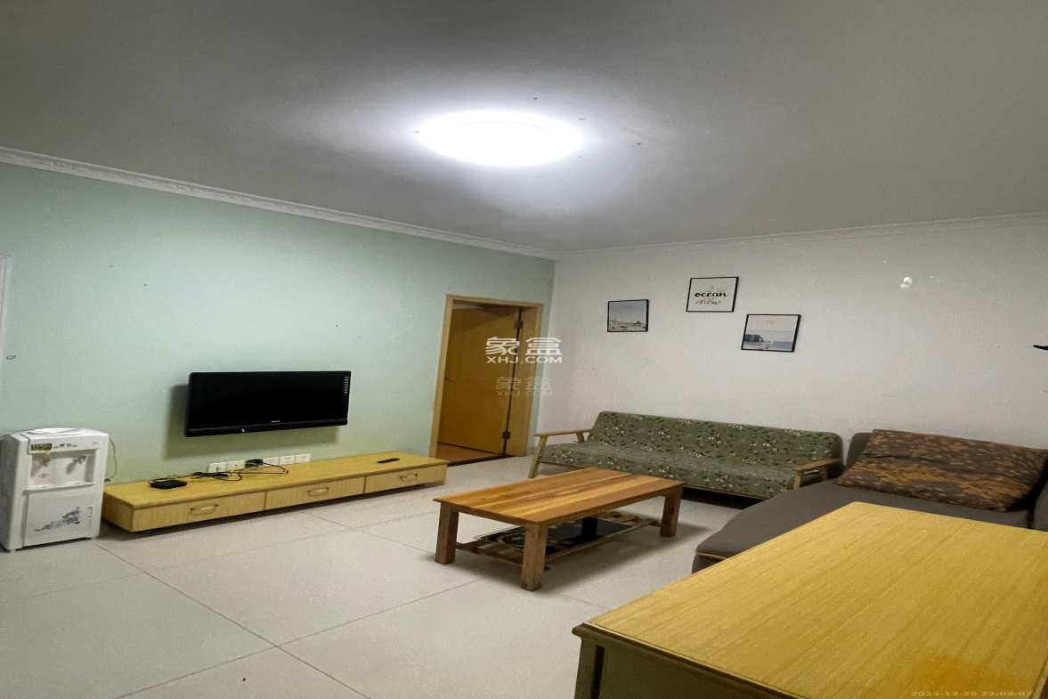 中央商业广场 1室1厅1卫 1300.0元/月 中央商业广场 1室1厅1卫 1300.0元/月室内图