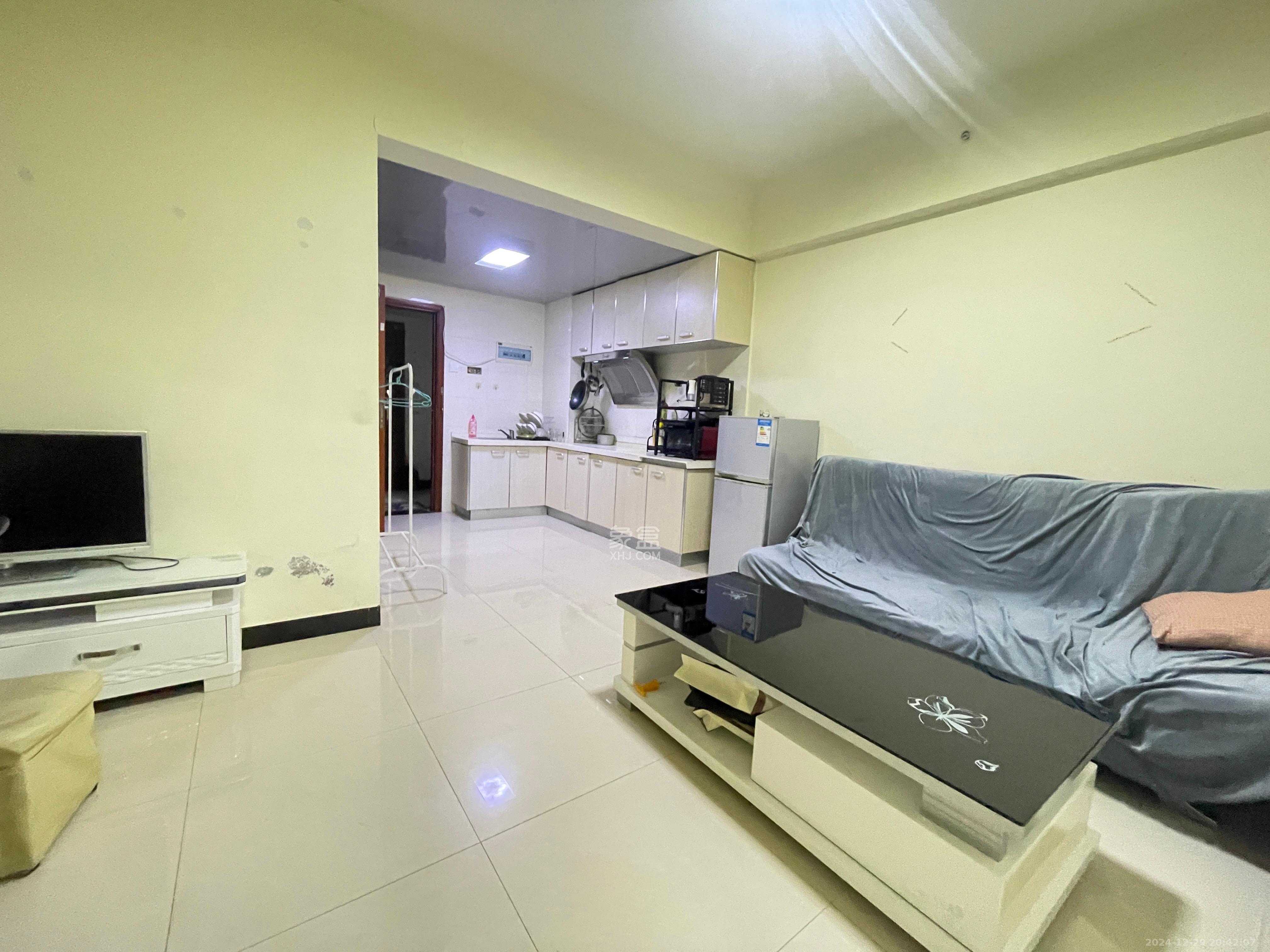 时代公馆 1室0厅0卫 1600.0元/月 时代公馆 1室0厅0卫 1600.0元/月室内图