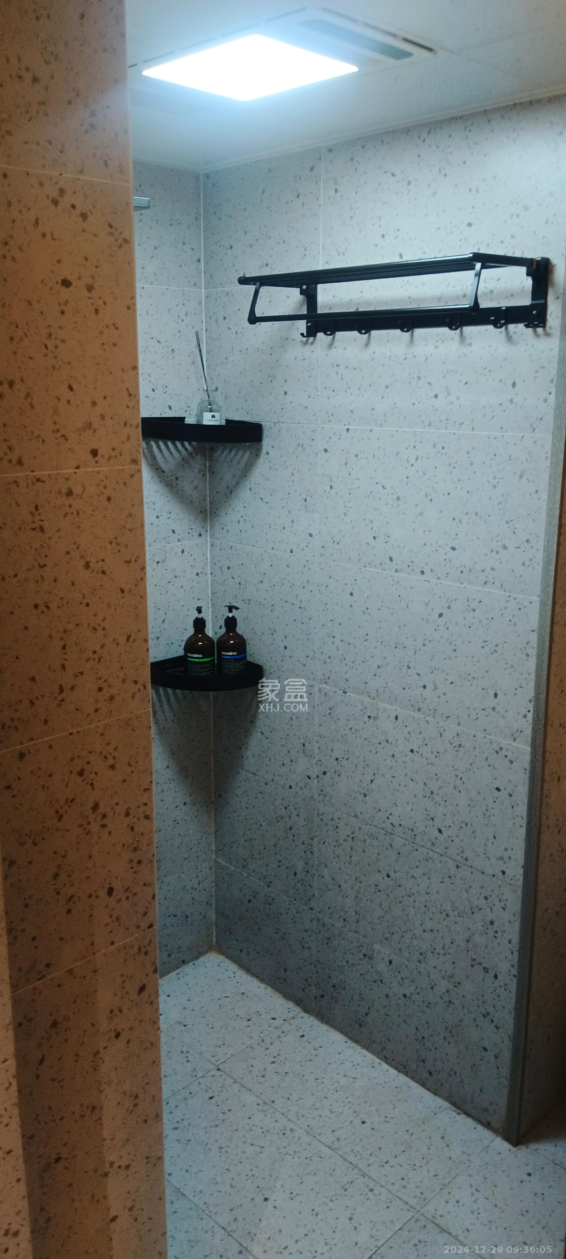 美林美寓  1室1厅1卫    1800.0元/月室内图