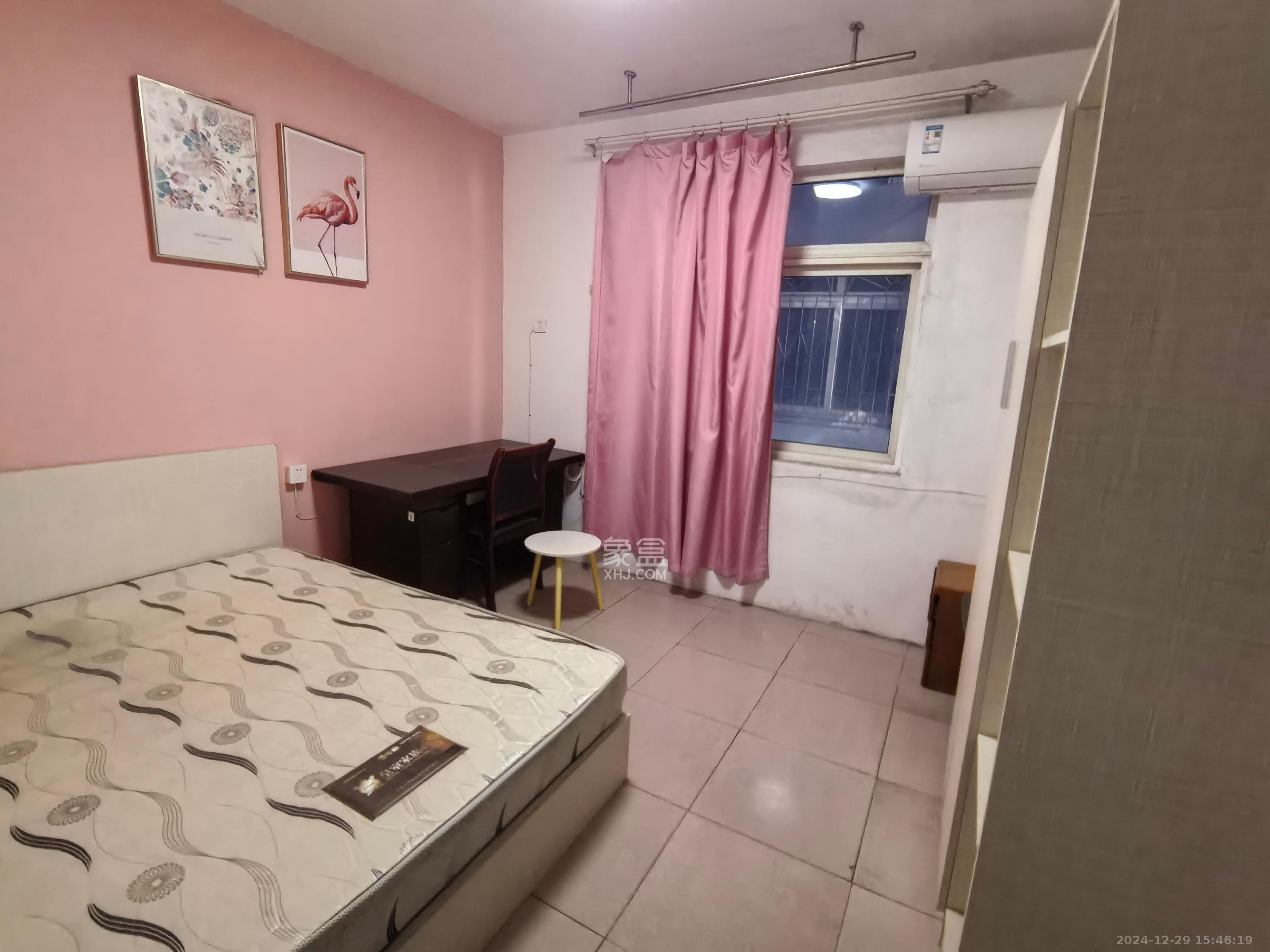 韭菜园商住楼 3室2厅2卫 2900.0元/月 韭菜园商住楼 3室2厅2卫 2900.0元/月室内图