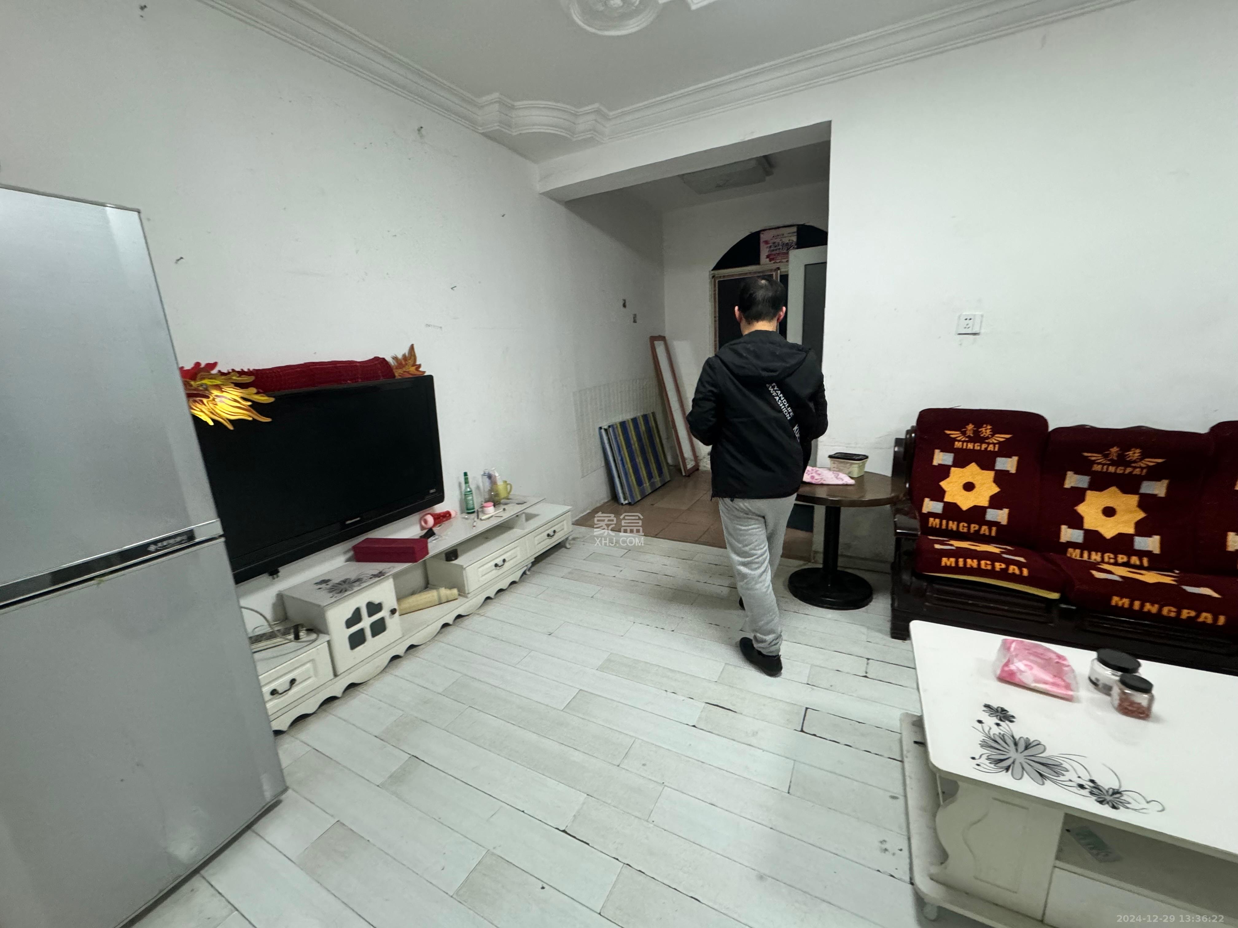 长钢三角洲  2室2厅1卫   1800.00元/月室内图