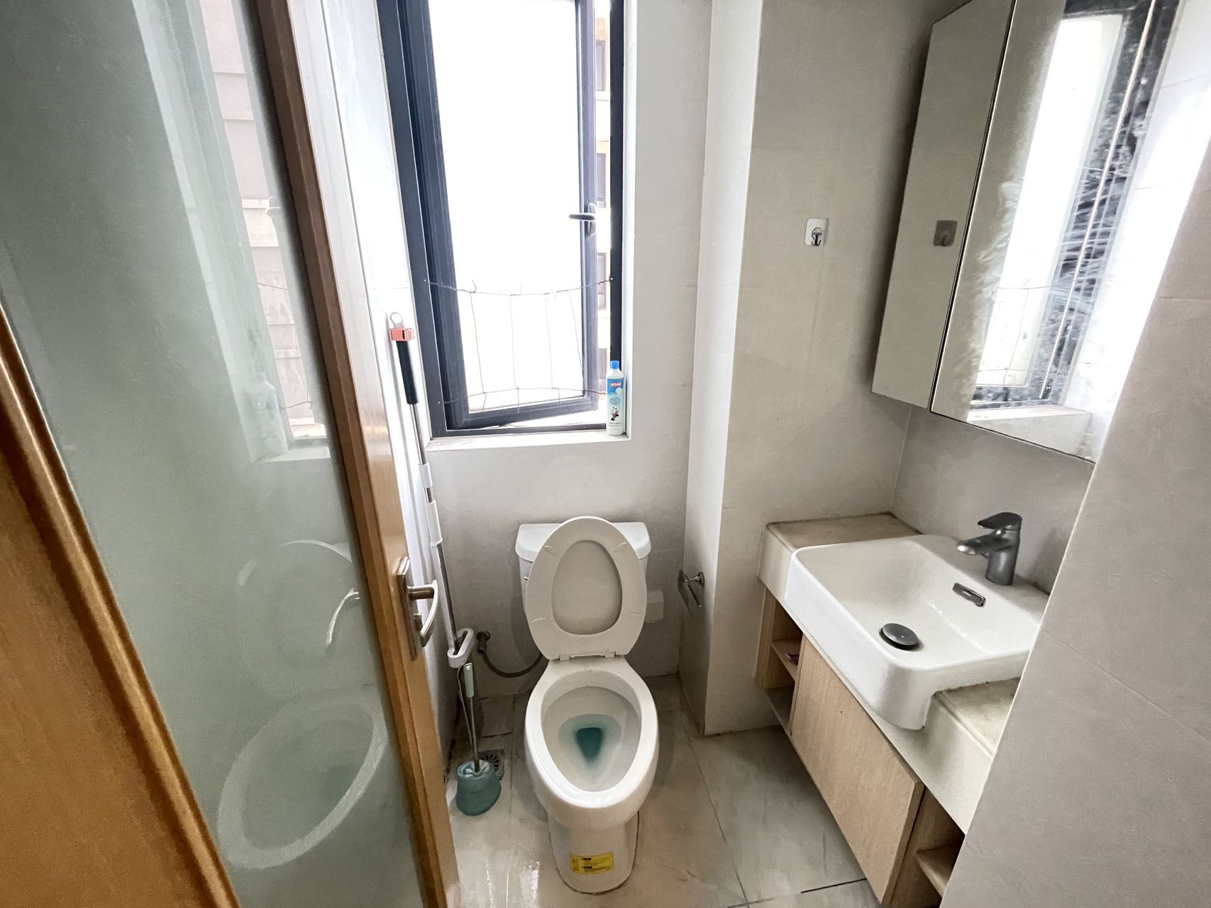 中海国际二期 1室1厅1卫 1200.0元/月 中海国际二期 1室1厅1卫 1200.0元/月室内图