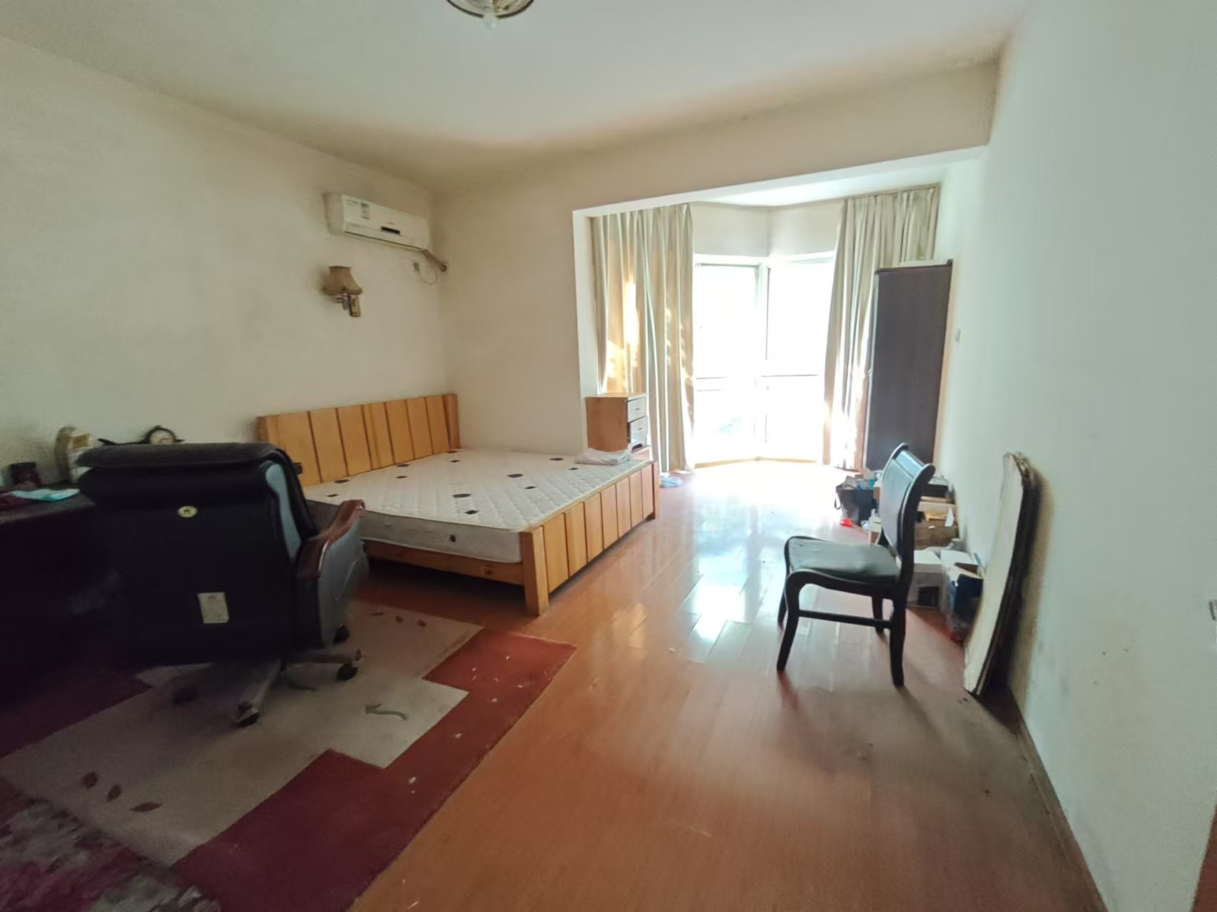 华雅花园 4室2厅4卫 3000.0元/月 华雅花园 4室2厅4卫 3000.0元/月室内图