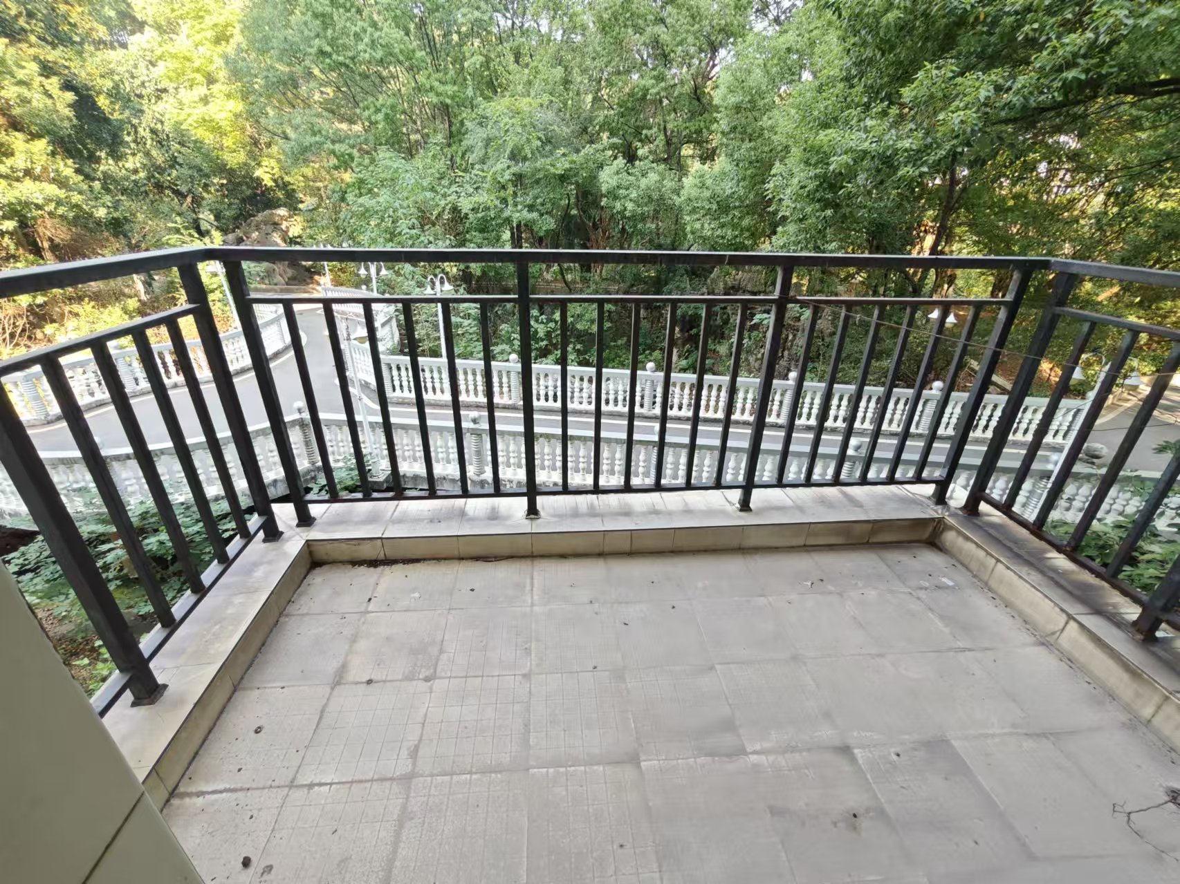 华雅花园 4室2厅4卫 3000.0元/月 华雅花园 4室2厅4卫 3000.0元/月室内图