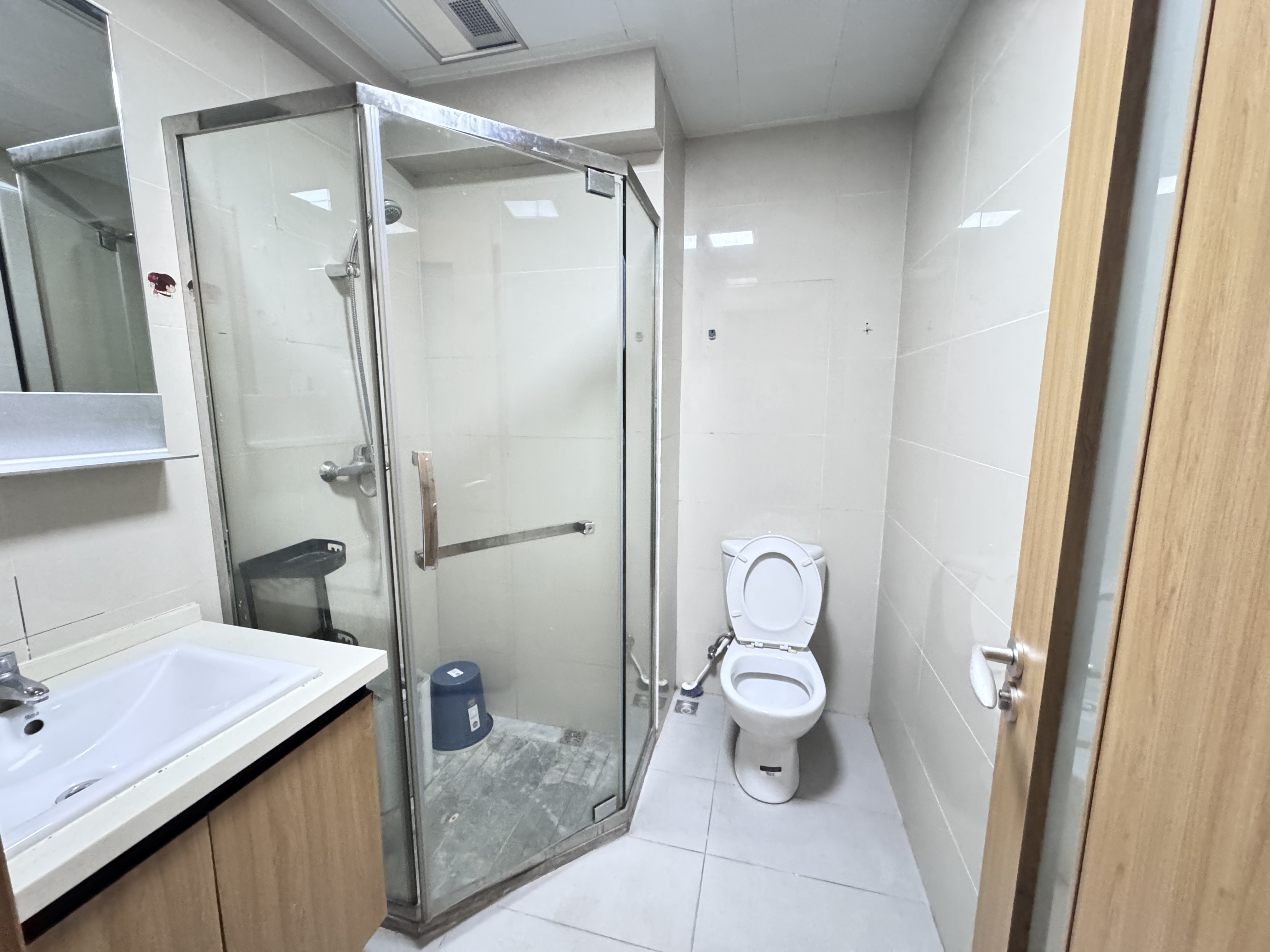 中泰财富湘江 1室0厅1卫 23.8万 中泰财富湘江 1室0厅1卫 23.8万室内图